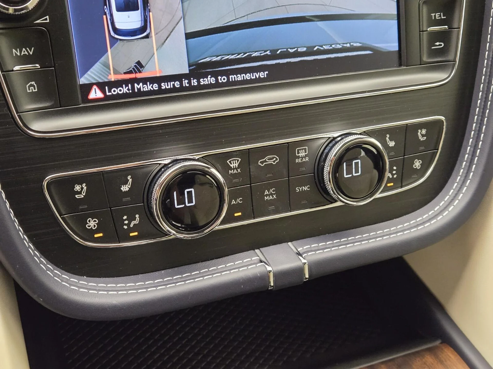 mph039_1743026397_Used_2020_Bentley_Bentayga_V8_1754377302_6e9b02b87f