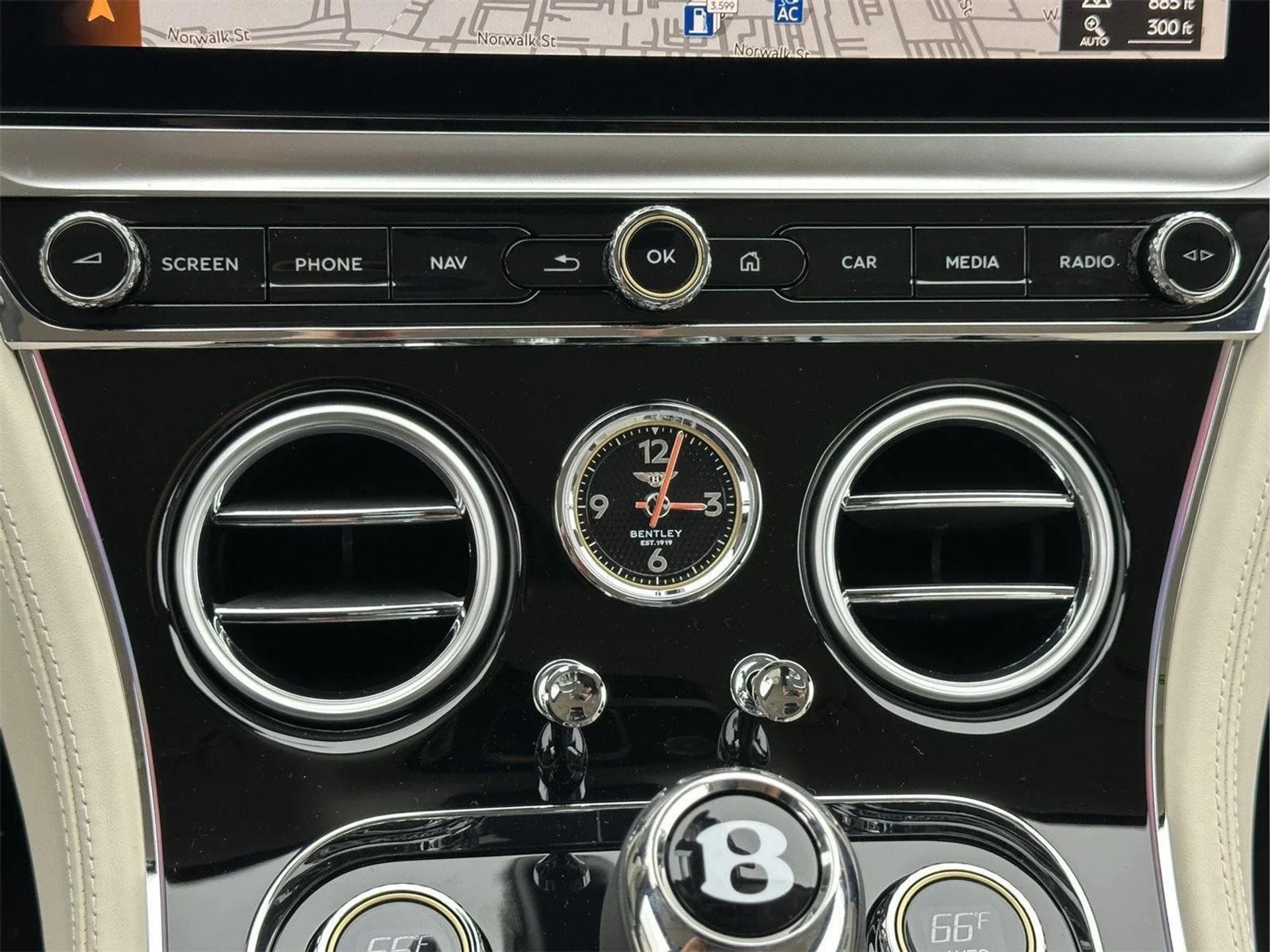 mph039_1743565698_ff4f15d5172e277358a98a4123702405_4b27fc018a