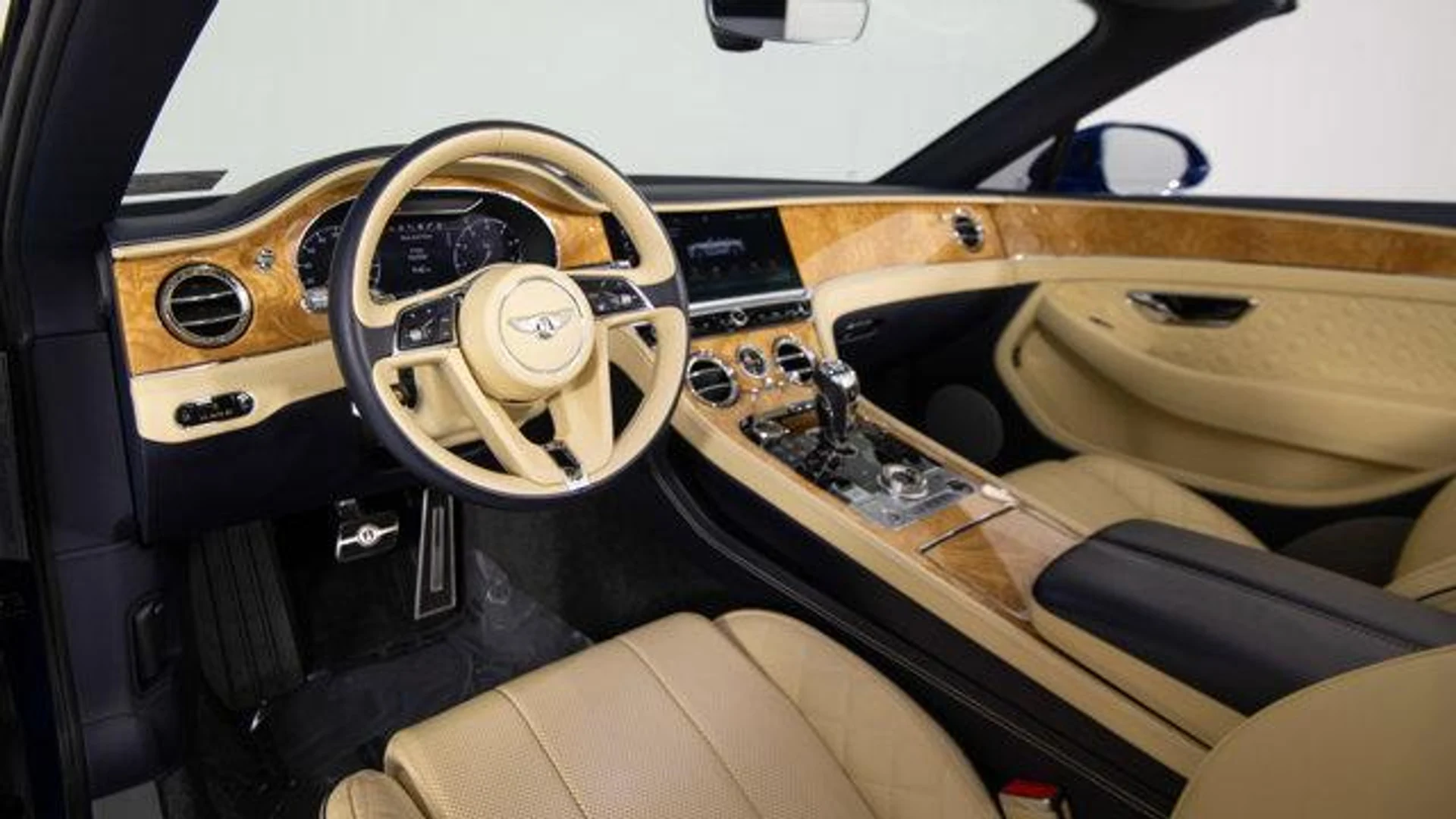 mph039_1747323435_ehs3cb1_UE_5cq_g_PF_8vqy_Ij_U_Zg_FQ_44f8c966a4