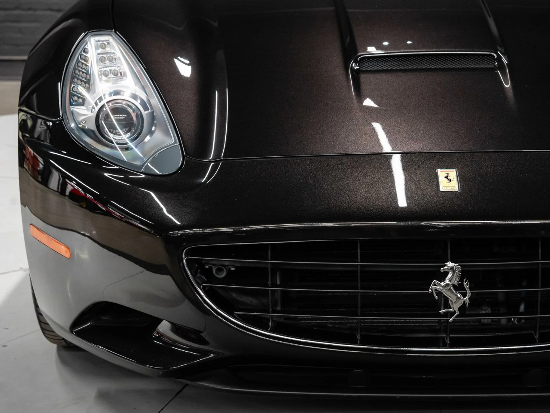 mph039_1749653055_ferrari_california_2011_eb6aca4a00