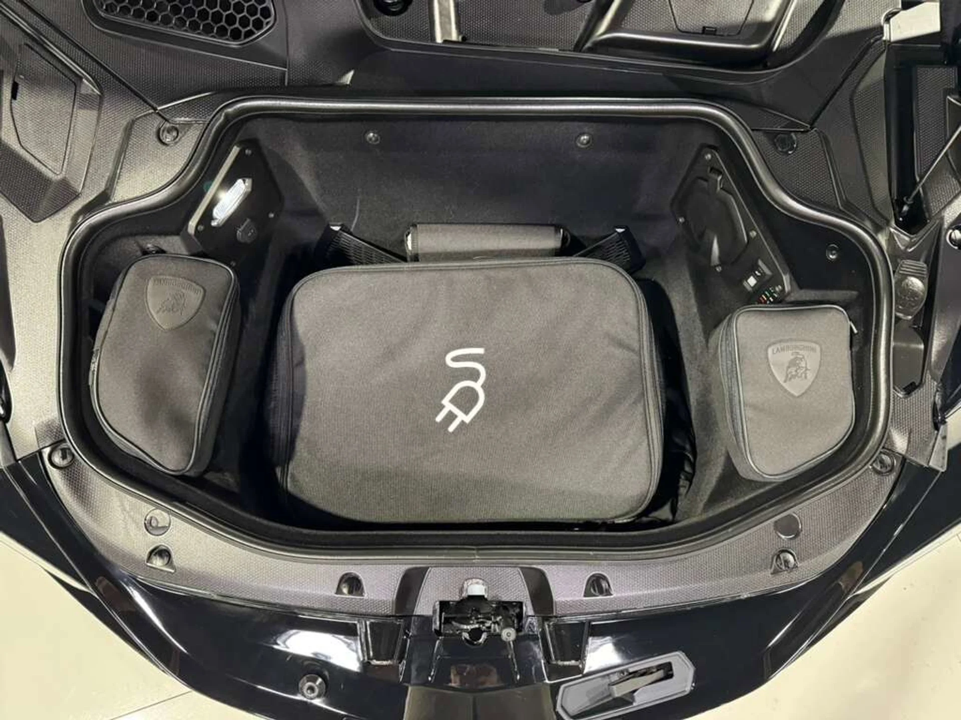 mph039_1758644062_c72cdba9bc4688bd686135bfbeb2a559_b85aaf1136