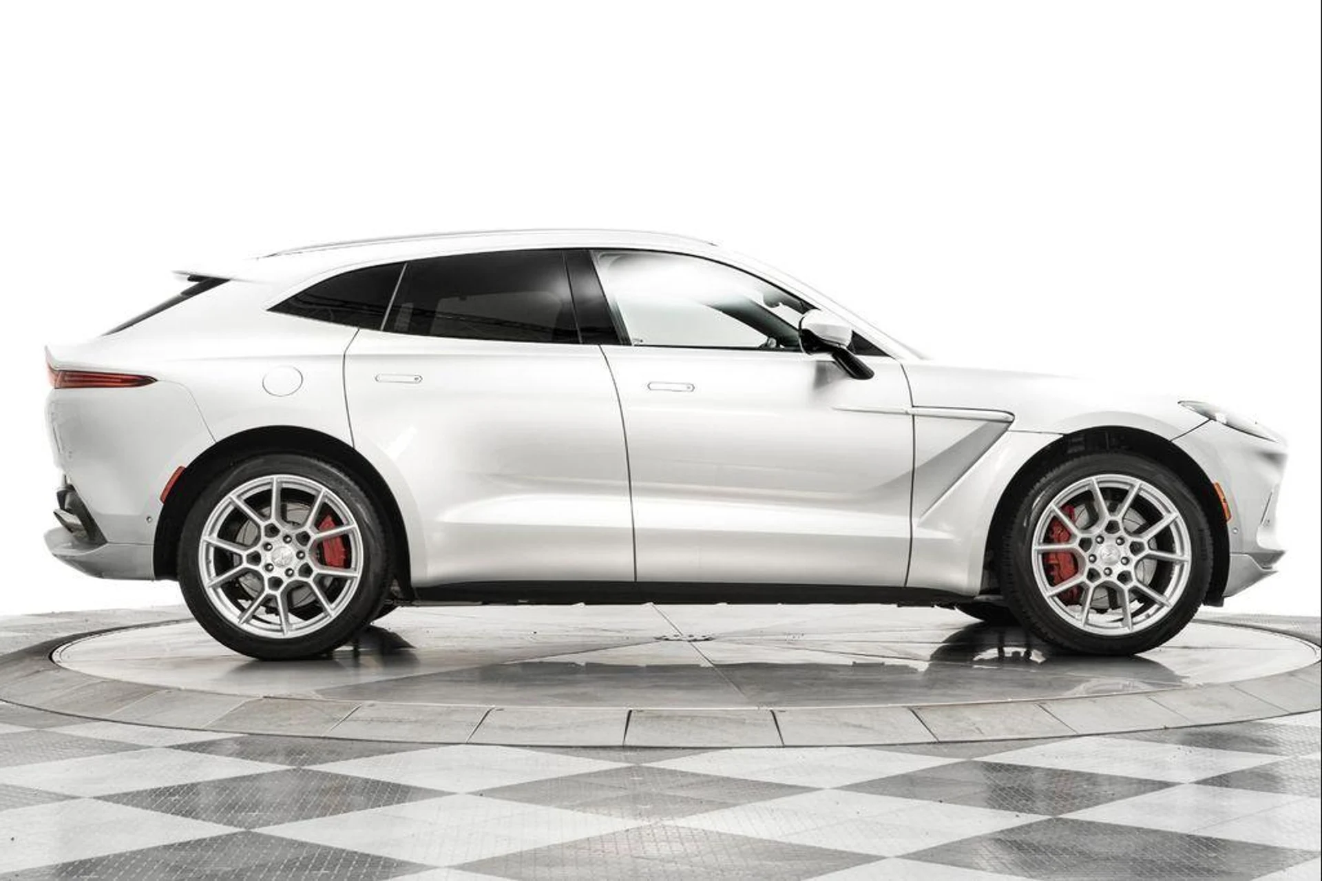 mph039_1761702433_Sbz_H0qemx_FVV_49gx5_XN_8d_Ji3_BC_4_9a23d434f5