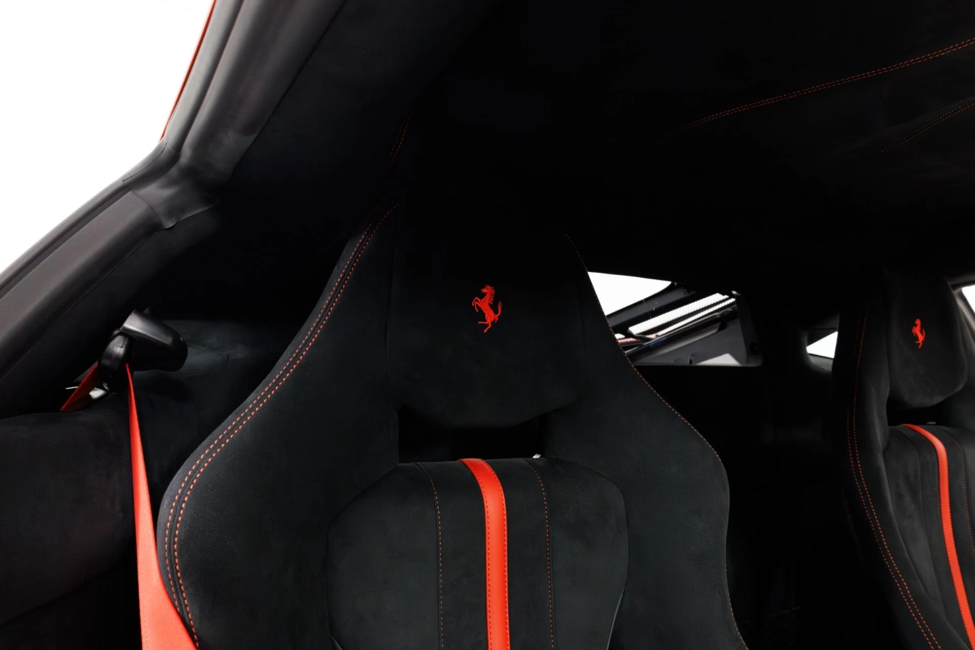 mph039_1765646880_Used_2020_Ferrari_488_Pista_1775511007_0e763949f8