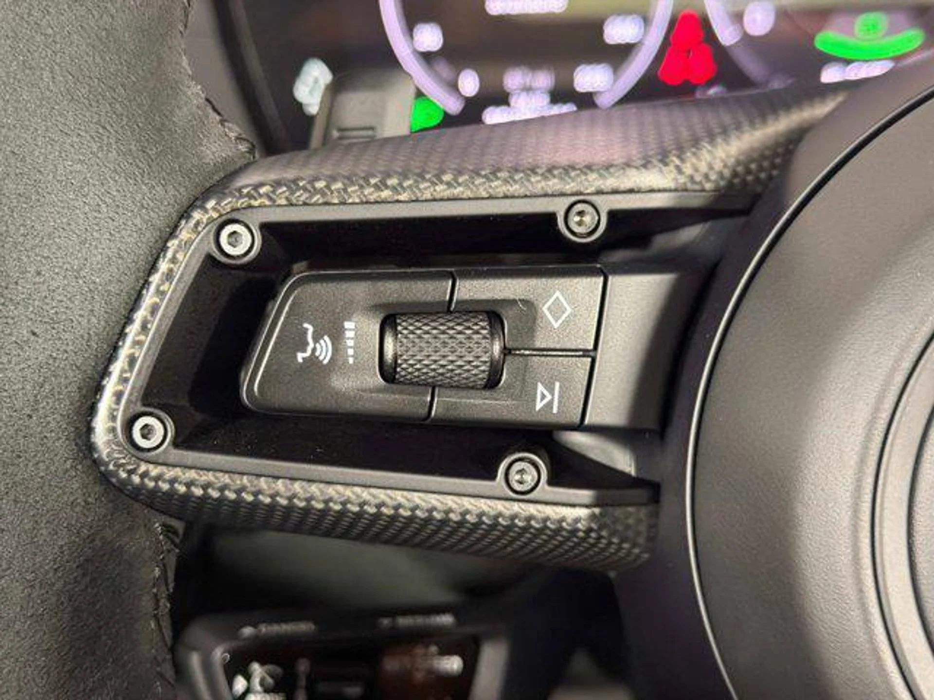 mph039_1781148325_i_Tkr_G_Tq_O_Elmo_Xi6i6w_d_Vv_Nq_T_Lw_8d2862b3fd