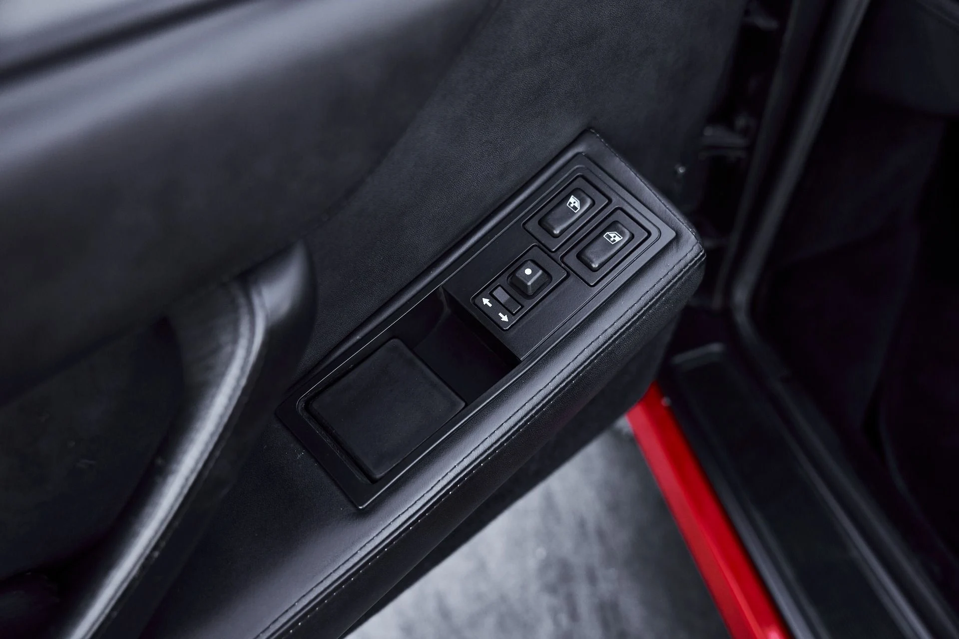 mph039_1781788055_Used_1993_Ferrari_512_TR_1776807780_b939d7e43b