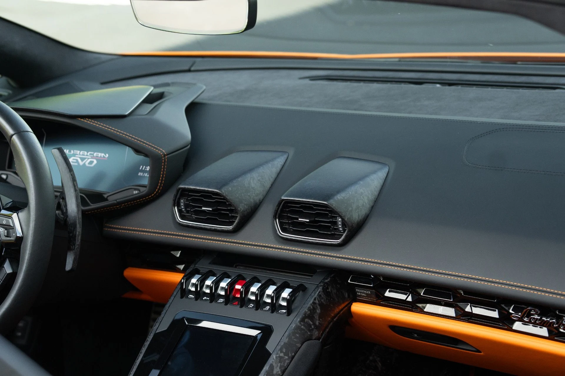 mph039_1789594756_Used_2021_Lamborghini_Huracan_EVO_Spyder_1775496293_f59b09bdaa