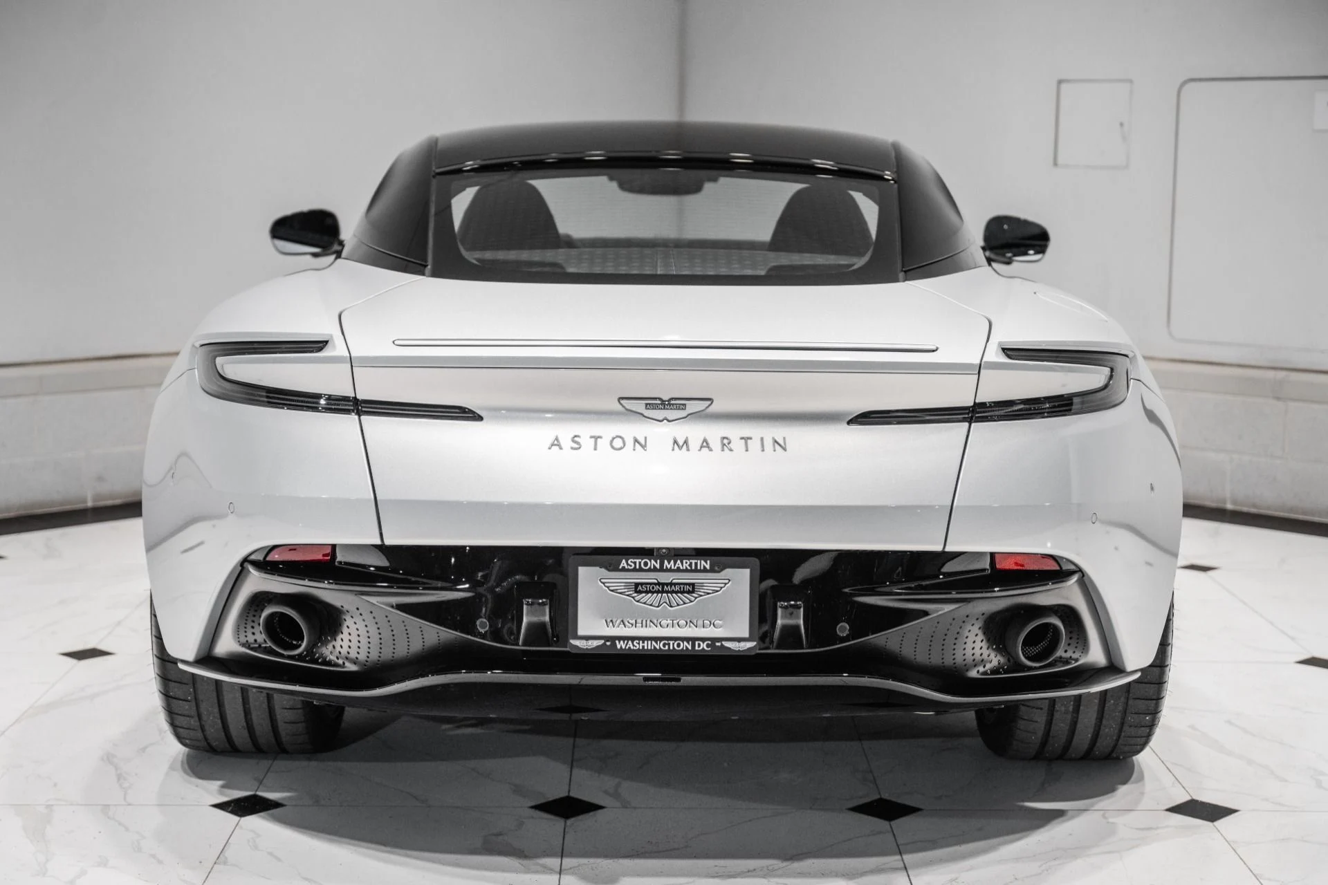 mph039_1790412848_Used_2024_Aston_Martin_DB_12_V8_1773165102_a5894640db