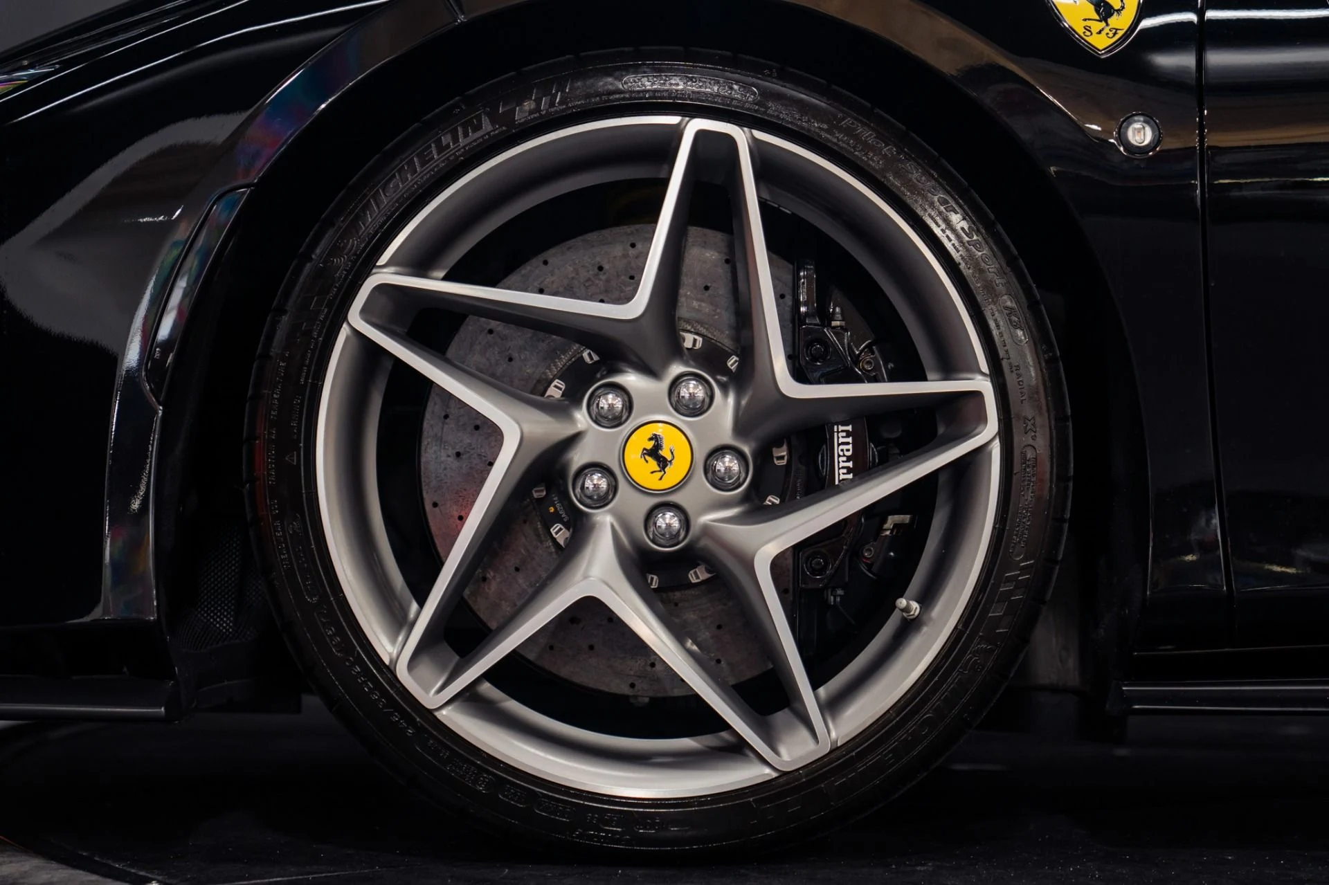 mph039_1790417751_Used_2022_Ferrari_F8_Spider_Full_Carbon_Interior_1786195652_cd43f268ba