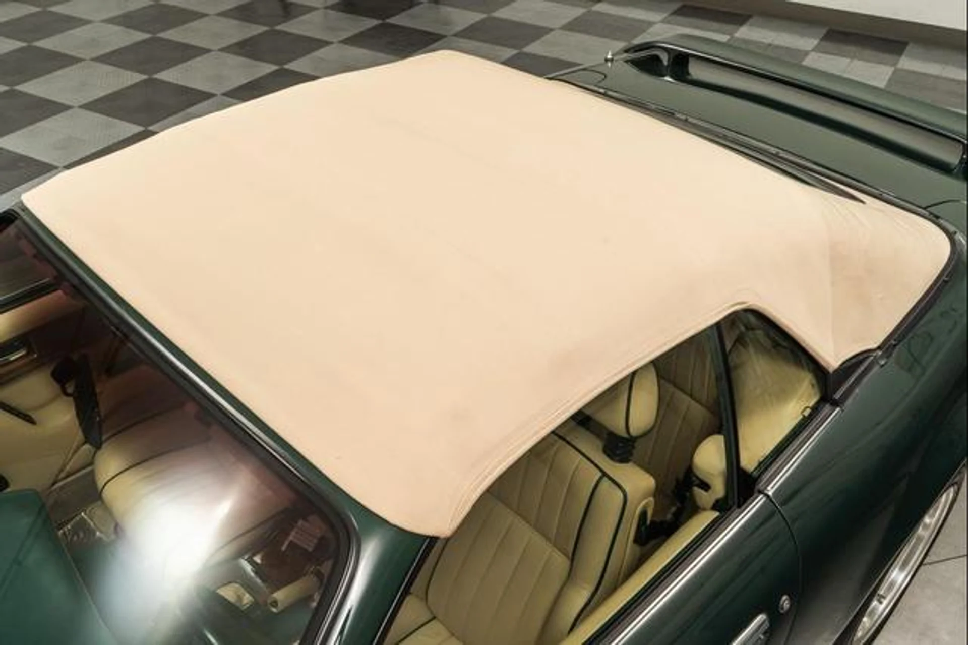 mph039_1802782718_F_Ws_UABCD_Eoad_S_Qoh36_I_Rfa2_YBPI_d0738c2c4b