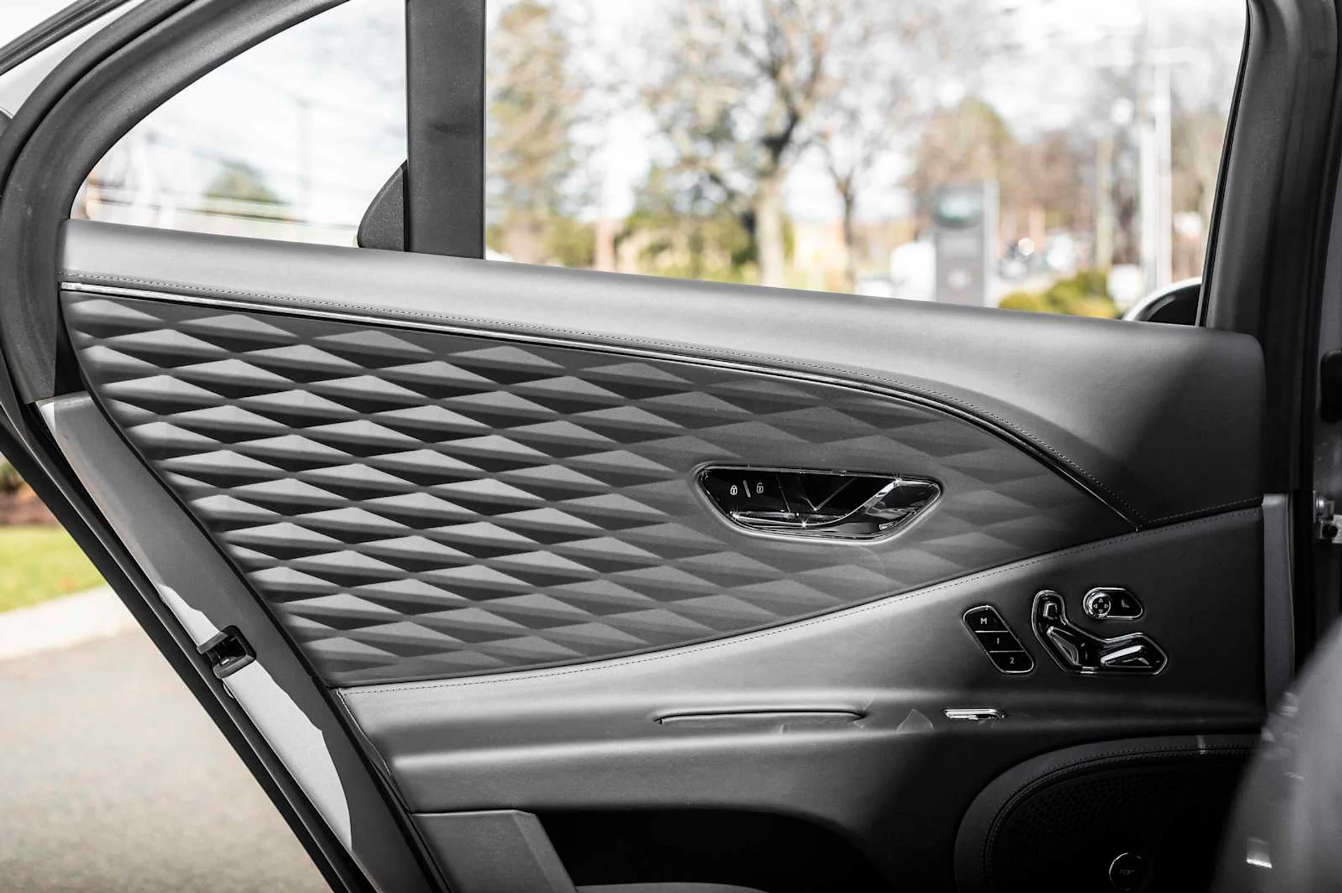 mph039_1806047960_cd13f0991551d3e1ec2110468c8b8216x_bcbf359bbc