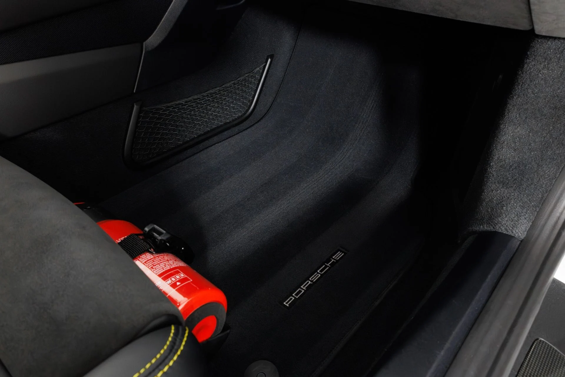 mph039_181034773_Used_2018_Porsche_911_GT_3_1782317504_528c68182e