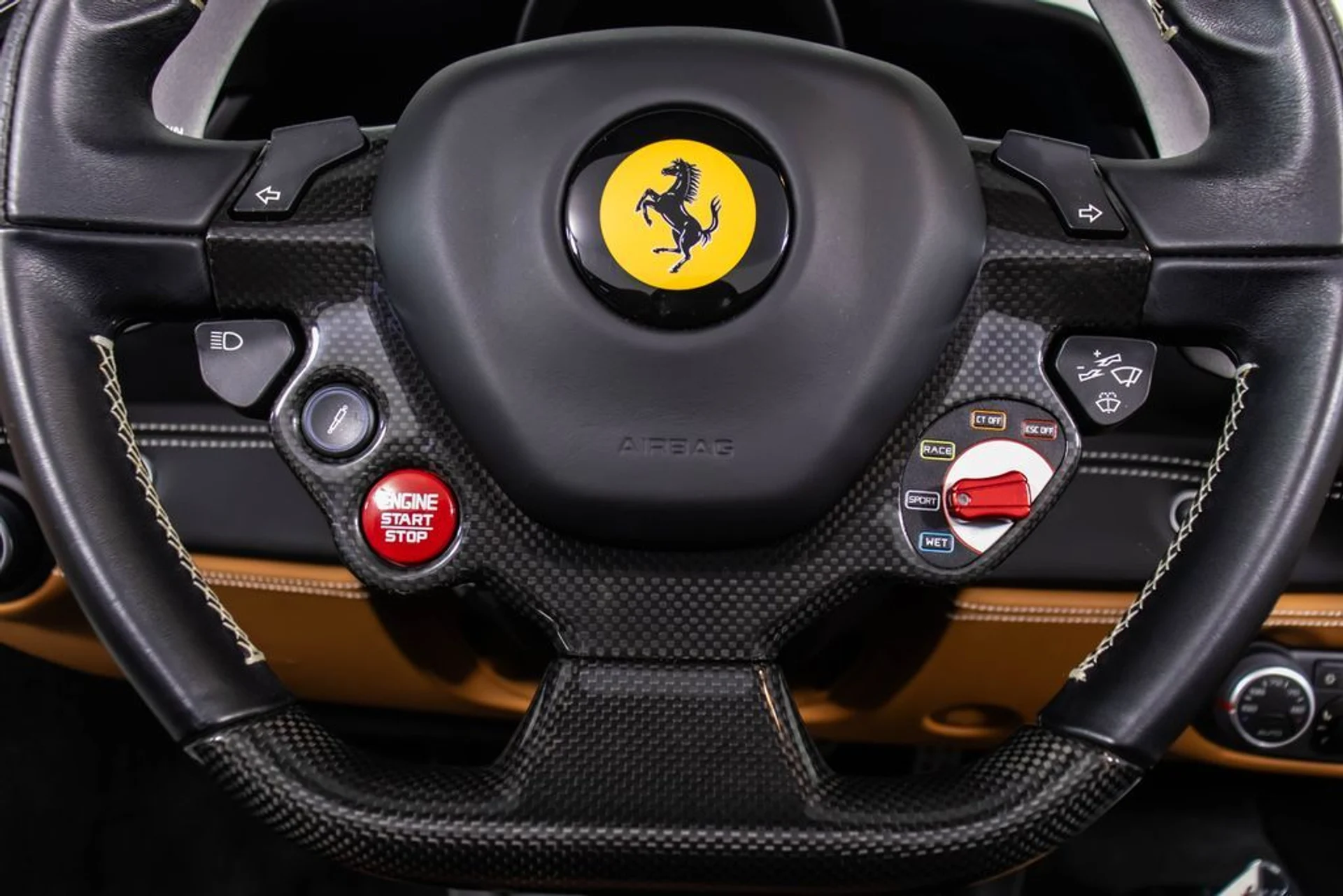 mph039_181384225_a7cc243c83e246e5c4b4dbc69af3fb27x_652fe98046