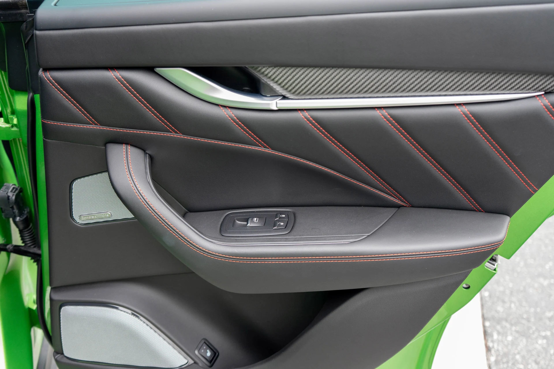 mph039_1821819464_40_8ff2eeb30a