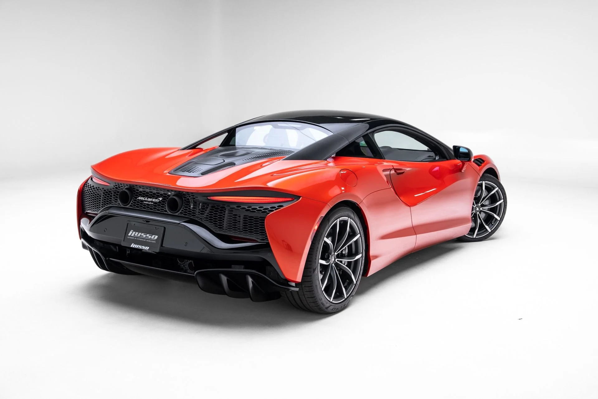 mph039_182492307_Used_2024_Mc_Laren_Artura_1774465224_c68aaa52af