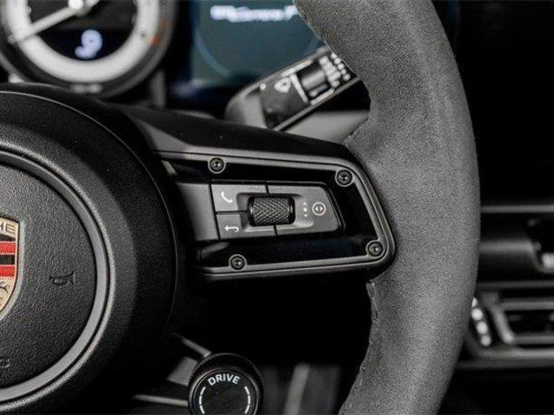 mph039_18255943_Avxm_MT_Gc_Xbx_Eplu5z_r_Nft01_Fw_fbdd9a5e63