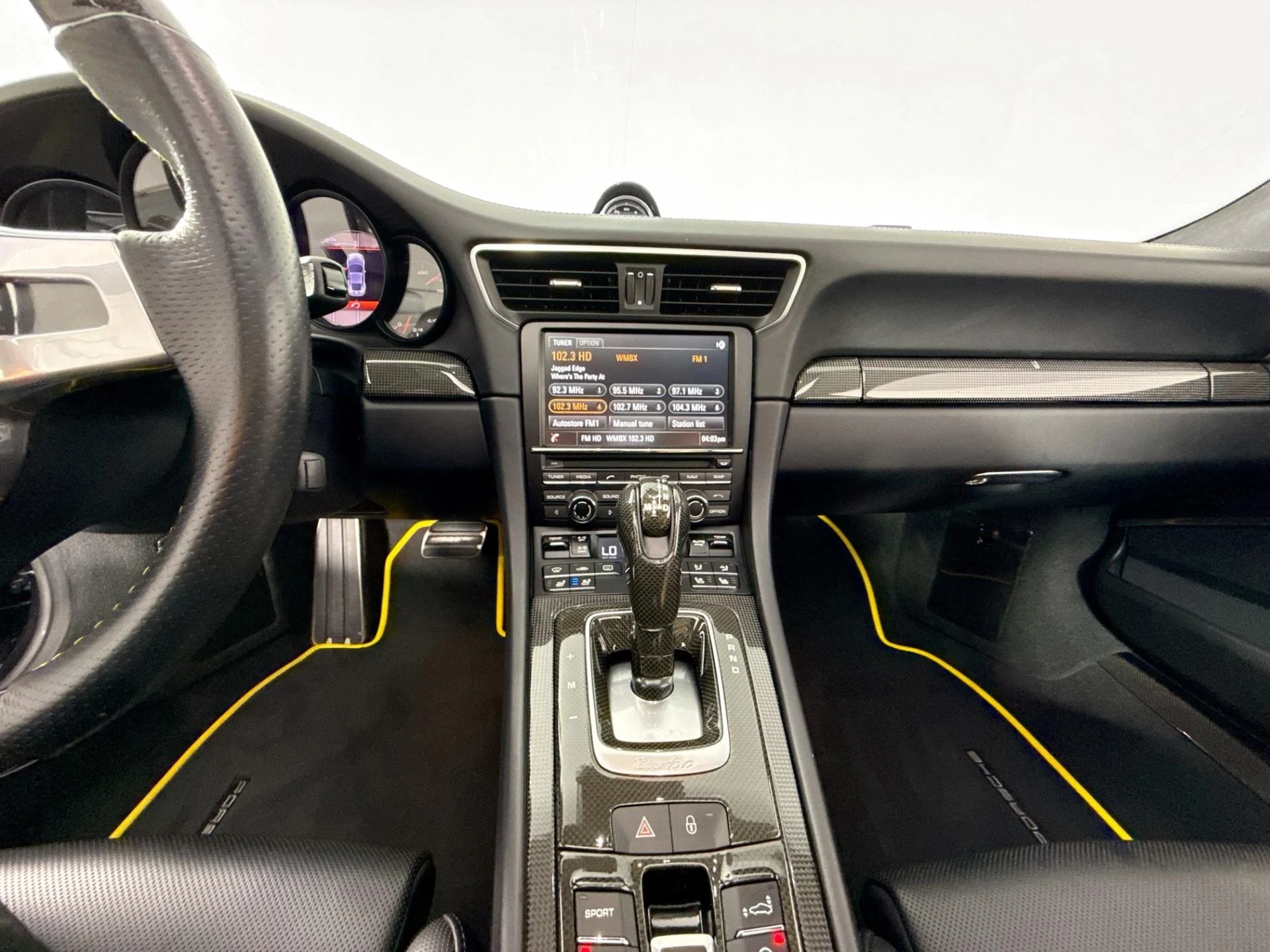 mph039_1832034645_Used_2014_Porsche_911_Turbo_S_1785187769_21426ef601