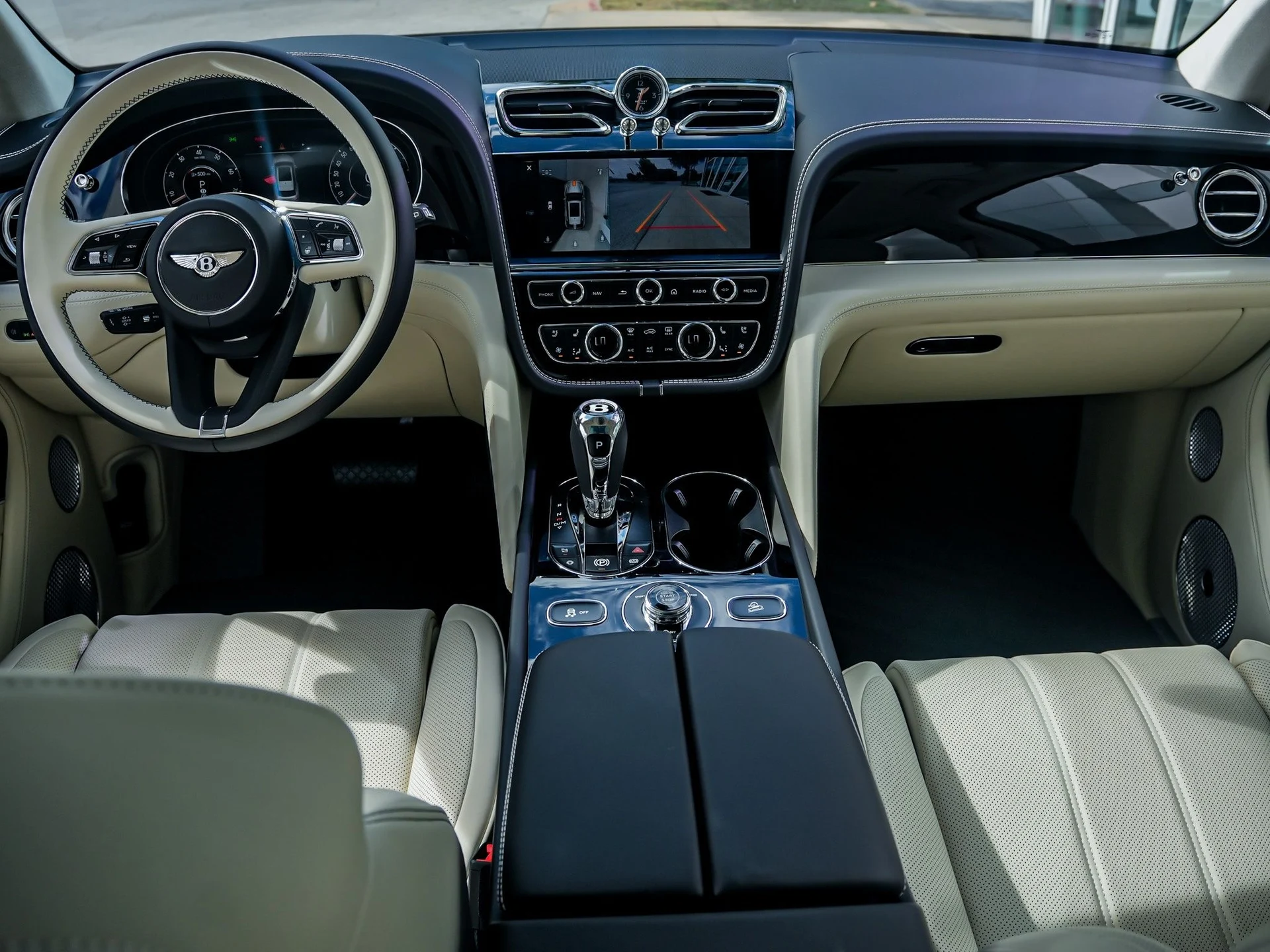 mph039_1844586756_Hi_Tech_Luxury_Imports_LLC_SJAAT_2_ZV_8_TC_034150_image_39_0451c9b4ec