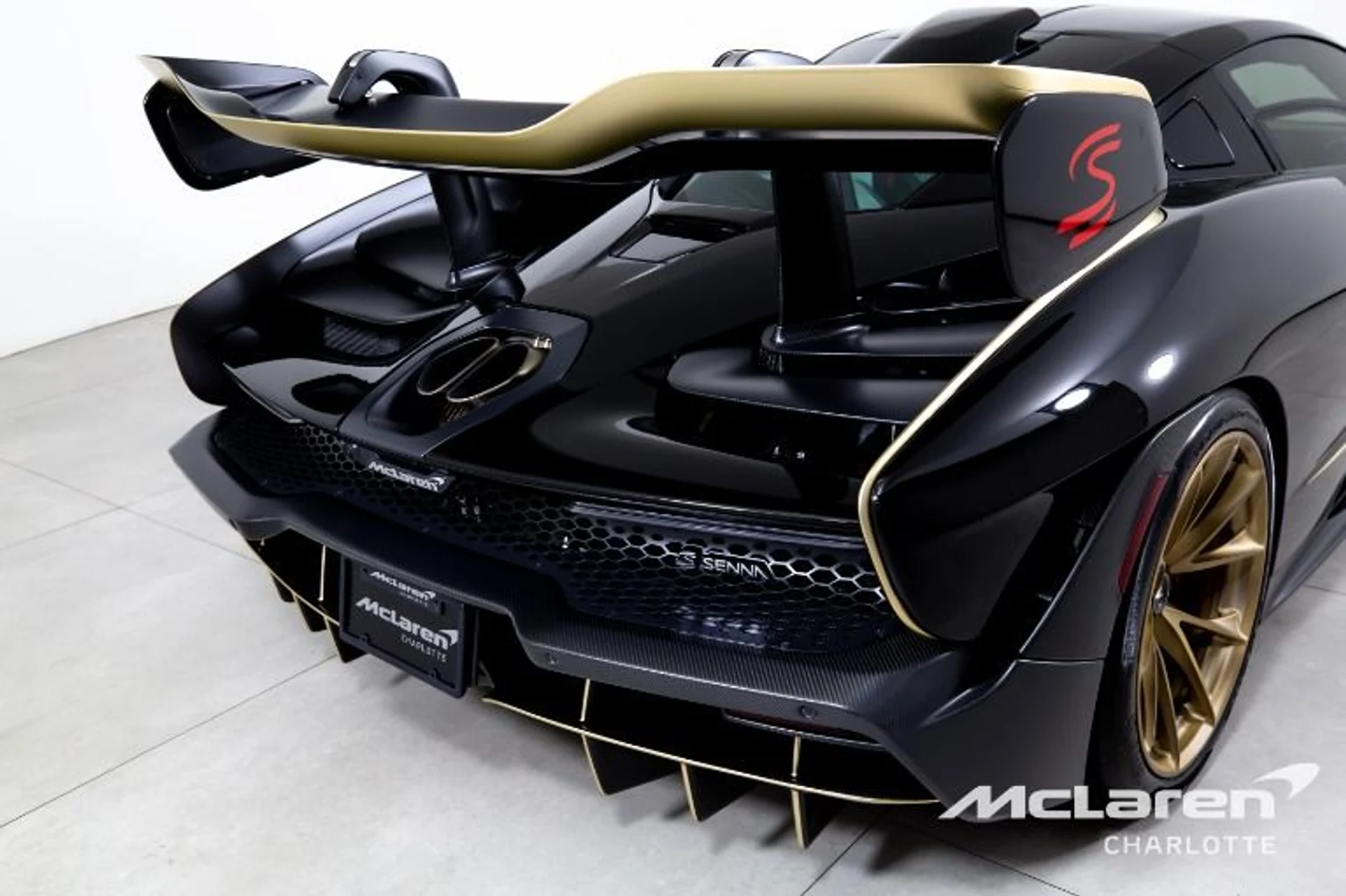 mph039_1851779090_Used_2019_Mc_Laren_Senna_21e09aee2a