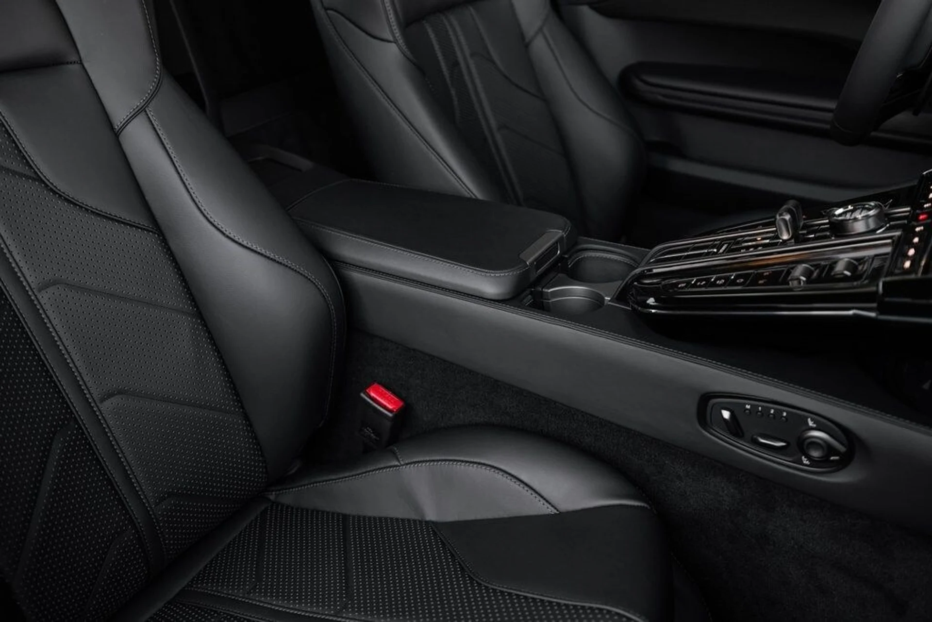 mph039_1863054879_8470725007b38246aab381c61673bb5bx_6e06bbc7cf