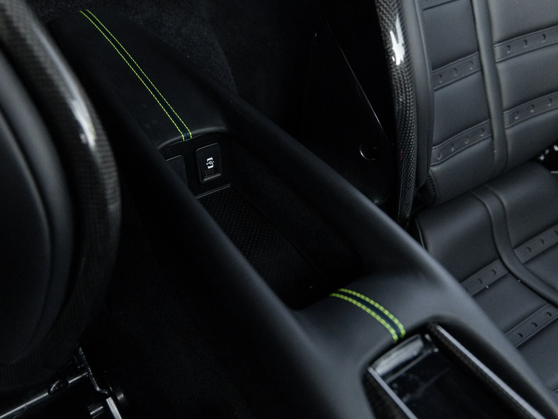 mph039_1864320848_40_a4a13b94b9