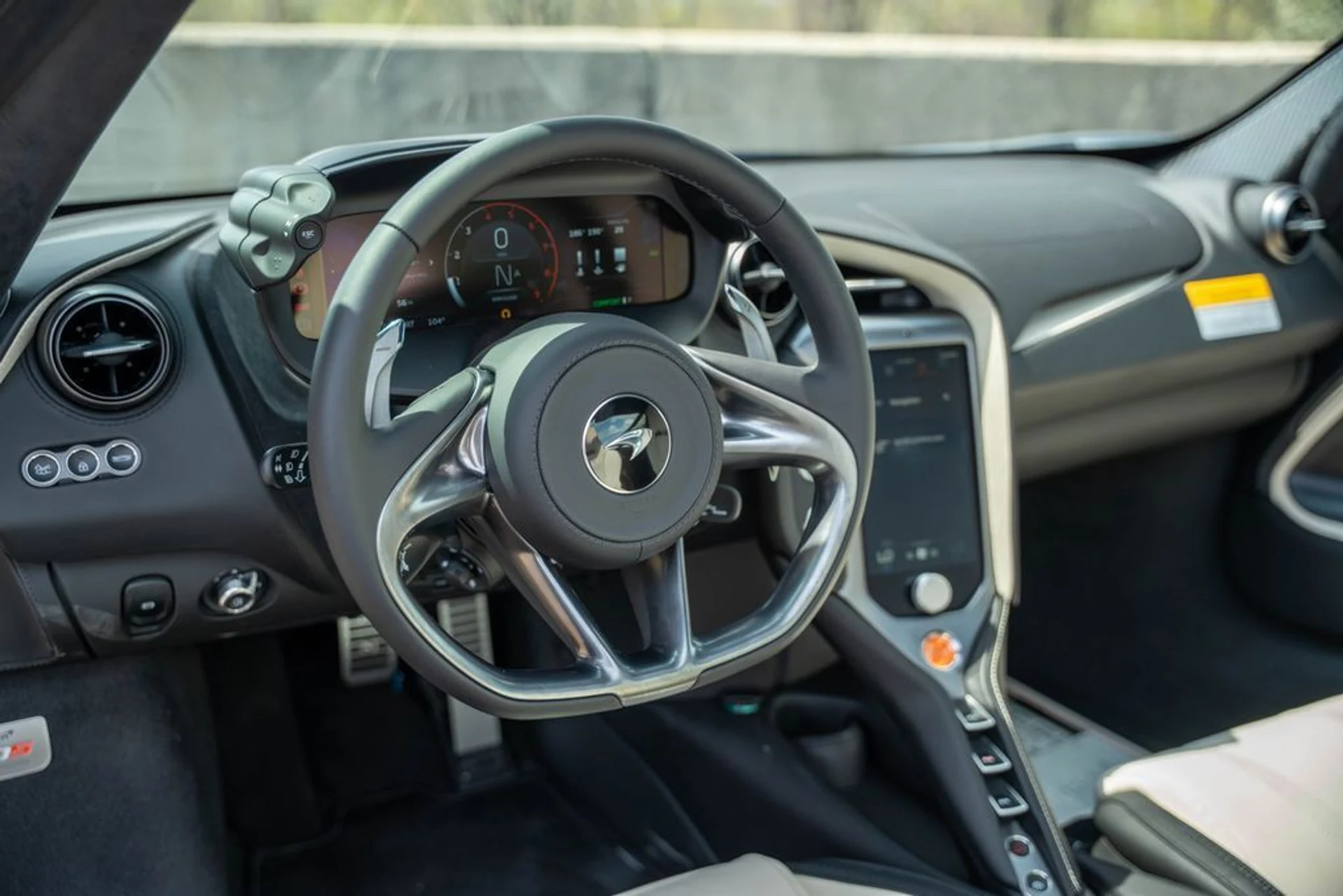 mph039_1876202552_2010d446_c1d2_4737_a278_e1a19cc4cd64_38b485c961