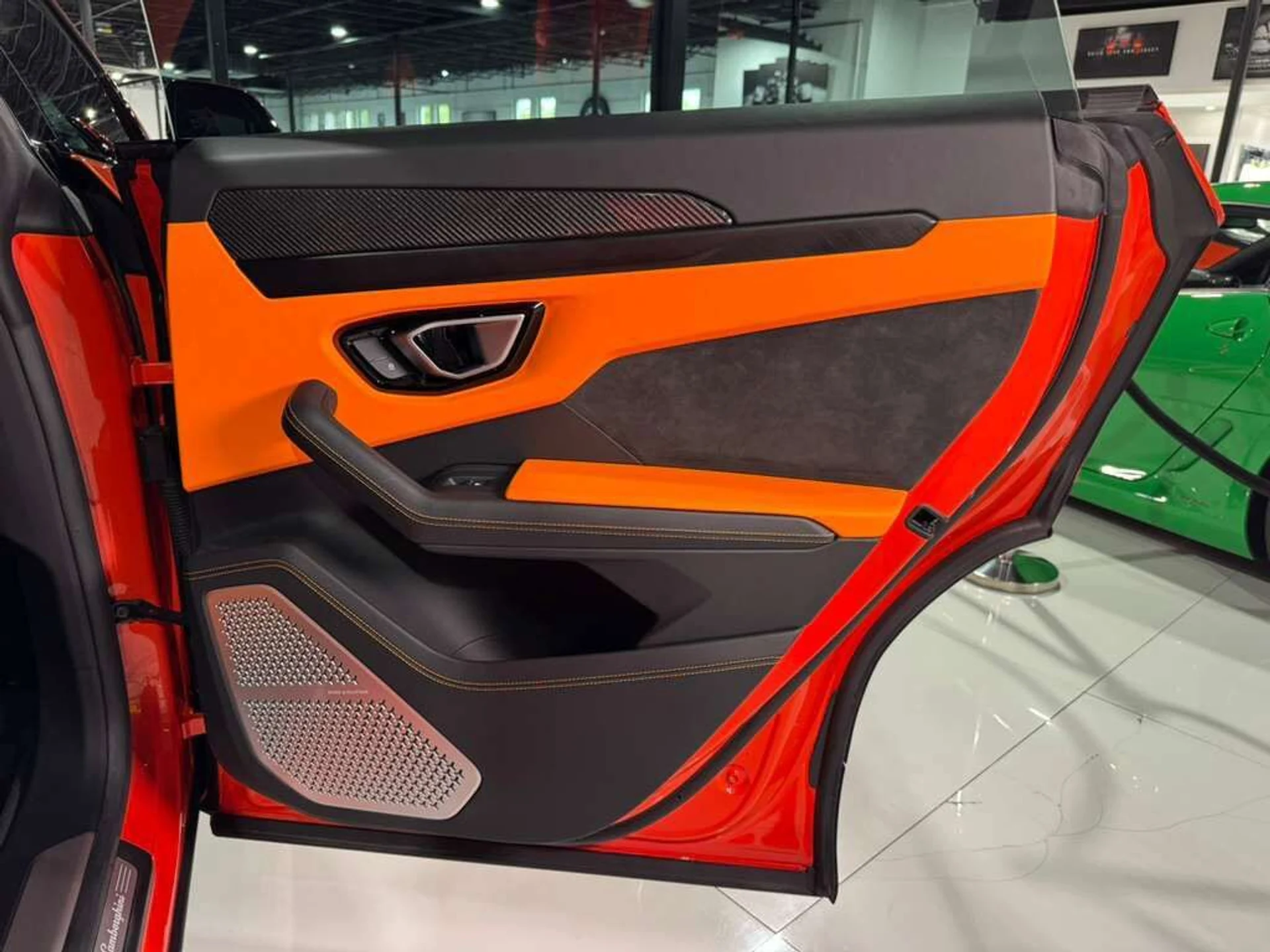 mph039_1880979101_3d7b3a5566fa87eaed1eebf1360d3585_e832de22fe