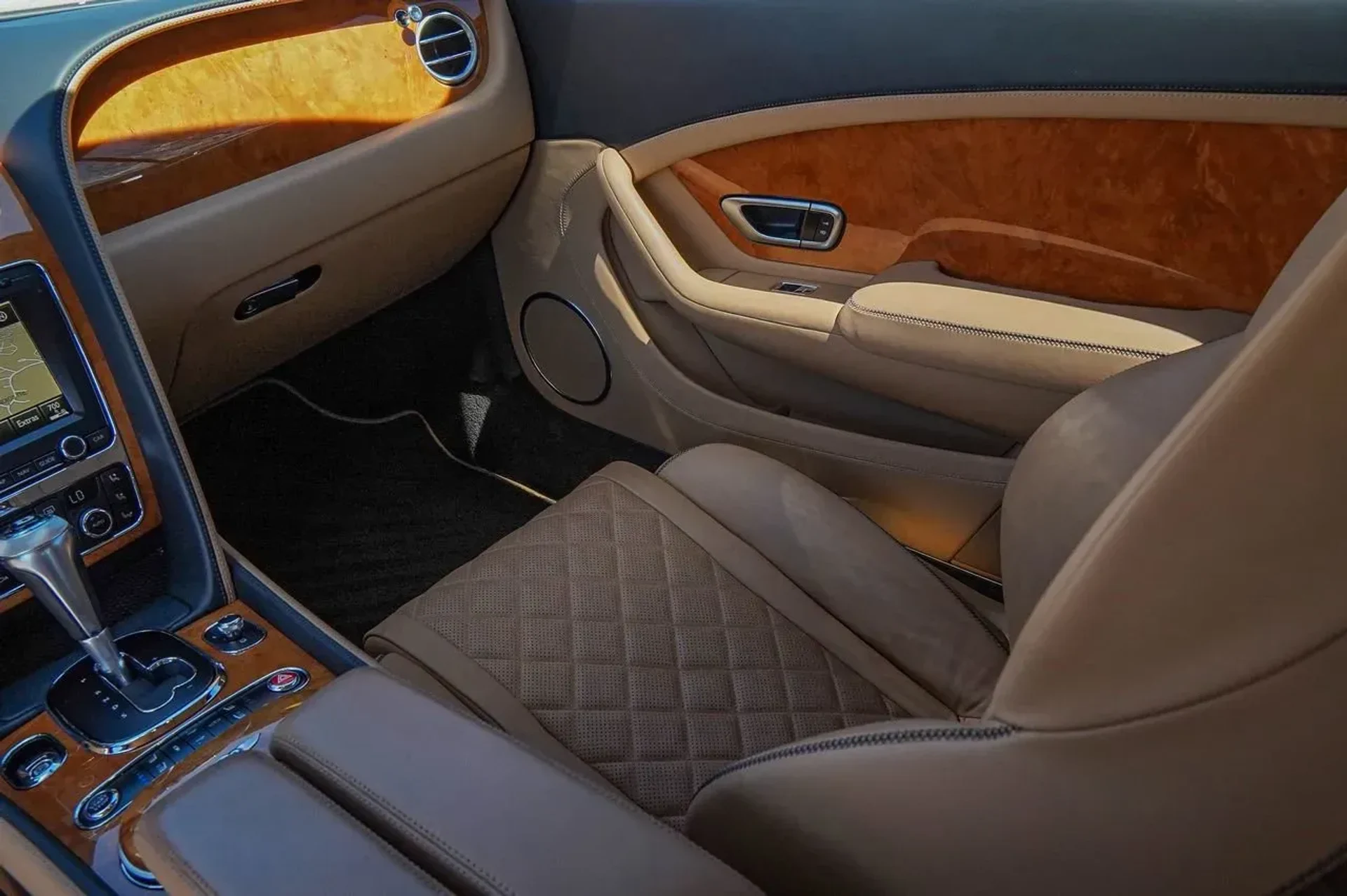 mph039_1890591018_d61bf3169b164d7f8596690cd3f41c7f_ea91e7f1cd