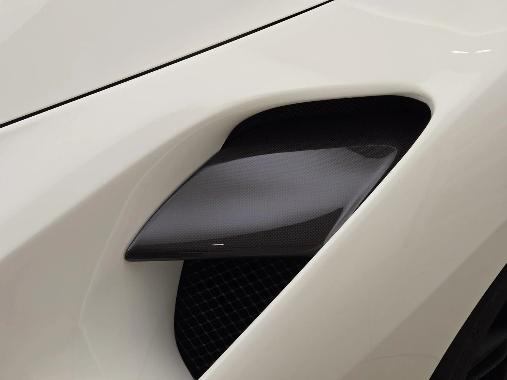 mph039_1905160514_Used_2019_Ferrari_488_Spider_1761634764_90dcc9fe4e