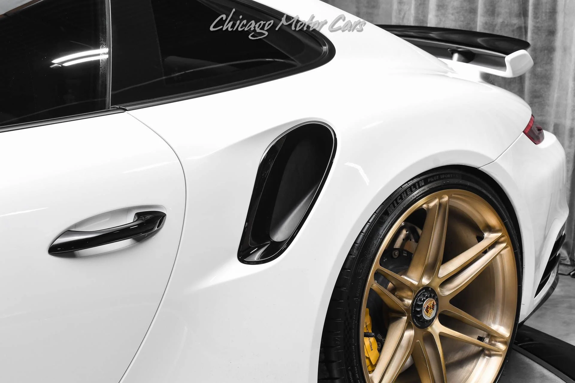 mph039_191594513_13124_p40_l_e425f3d037