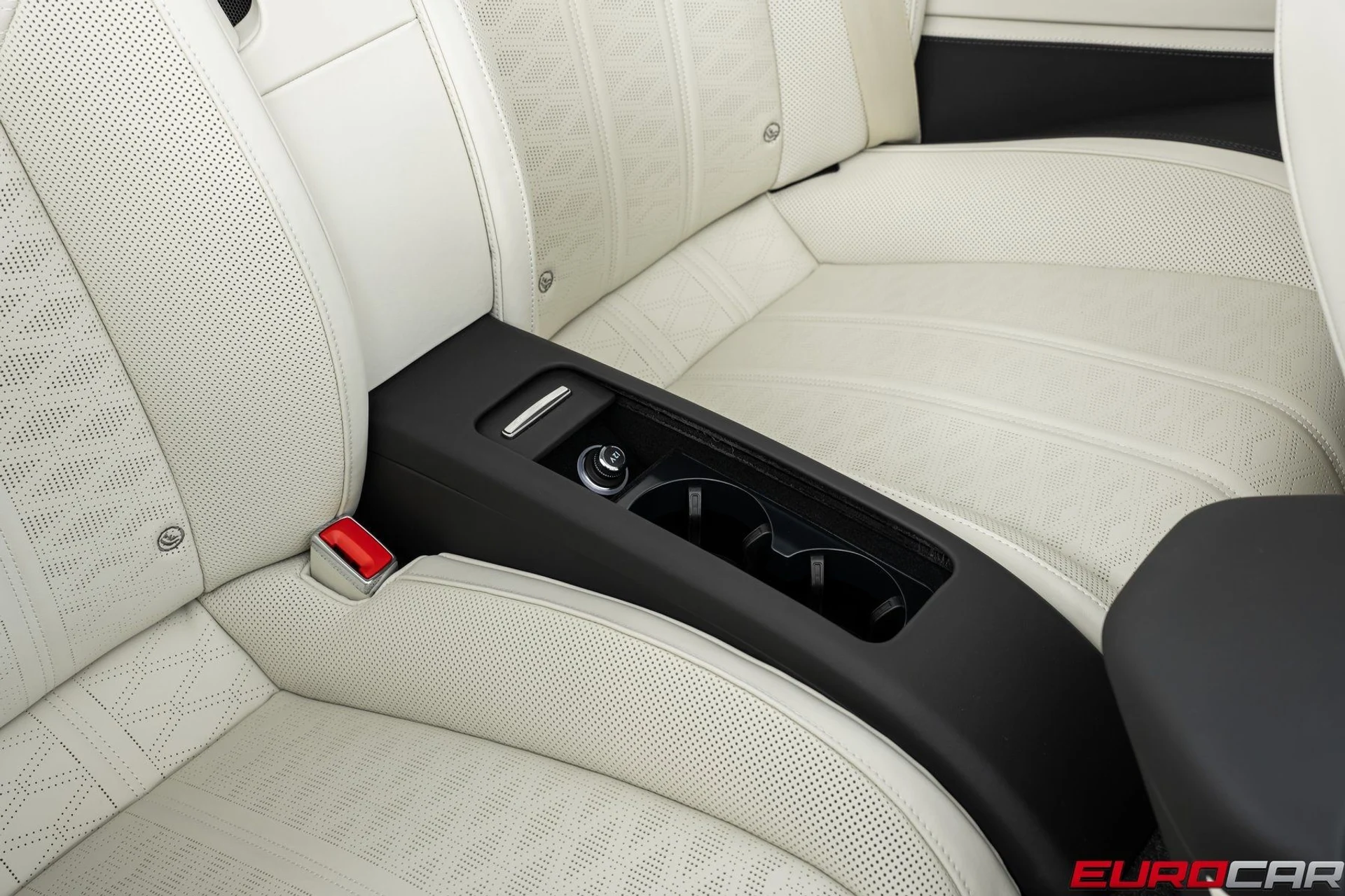 mph039_1938463428_image_40_0655cf6950