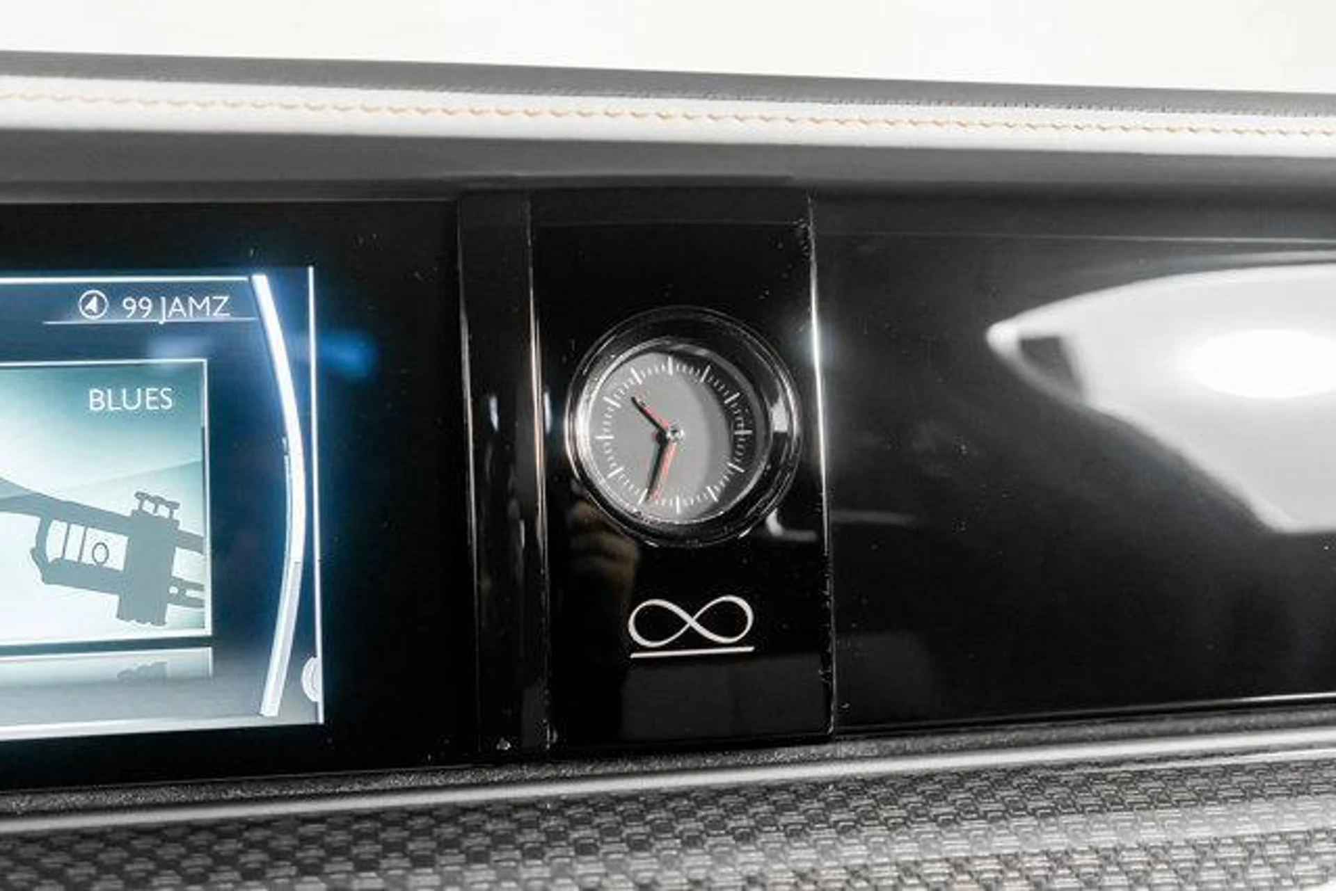 mph039_1941648921_0_GZ_2r_M_Ksa_WQA_Dg_Rg_Dd_GI_Hd_2_U_498c8353ee