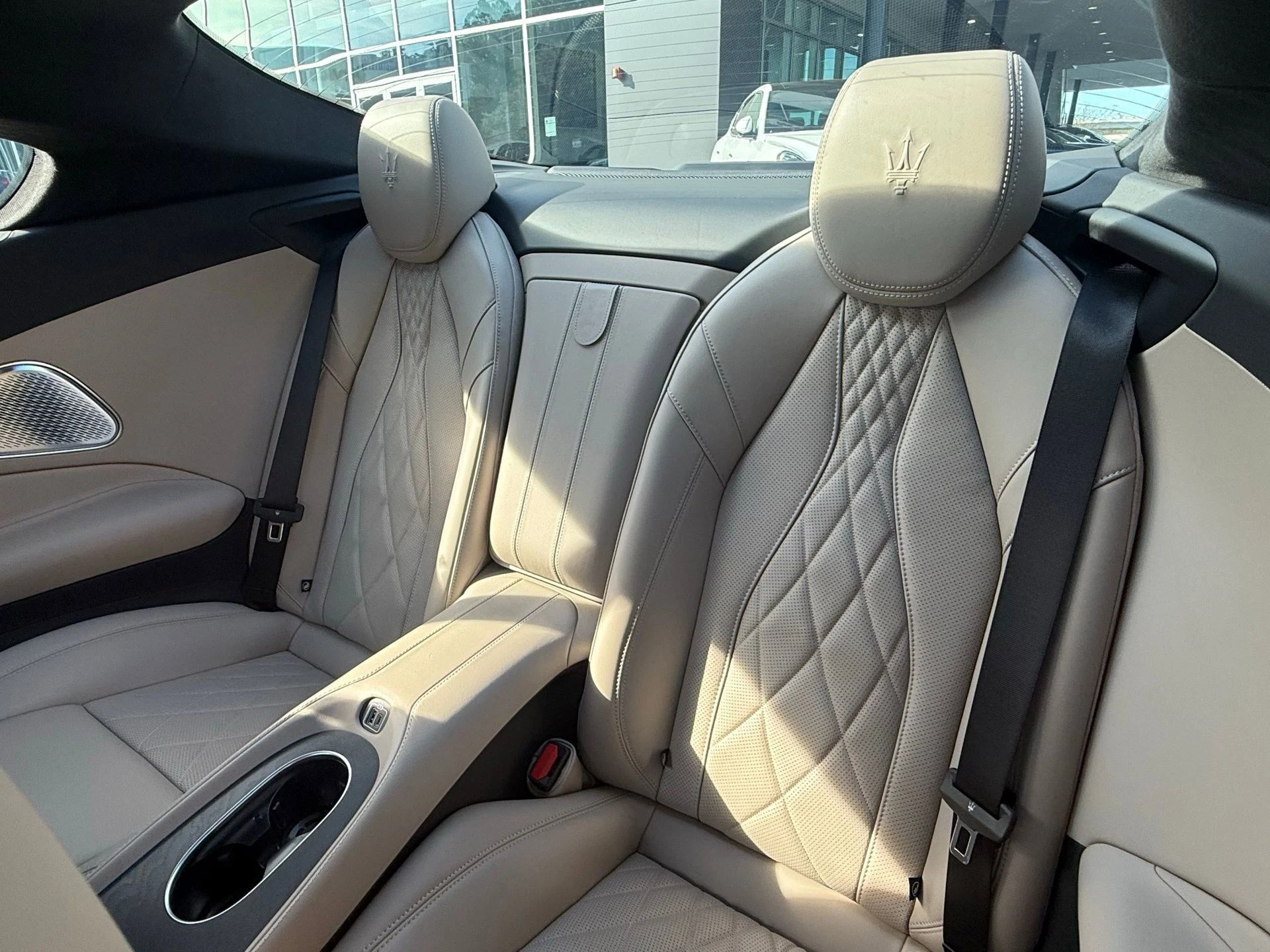 mph039_1955274320_5a41f70eb0824b0fadbc5724bd8cba05_8ae3f3ee80