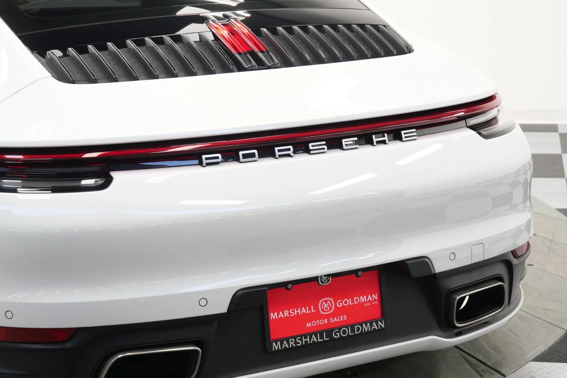 mph039_1969575312_Used_2020_Porsche_911_Carrera_Premium_Package_Leather_Interior_Package_1773071212_4009d8454d