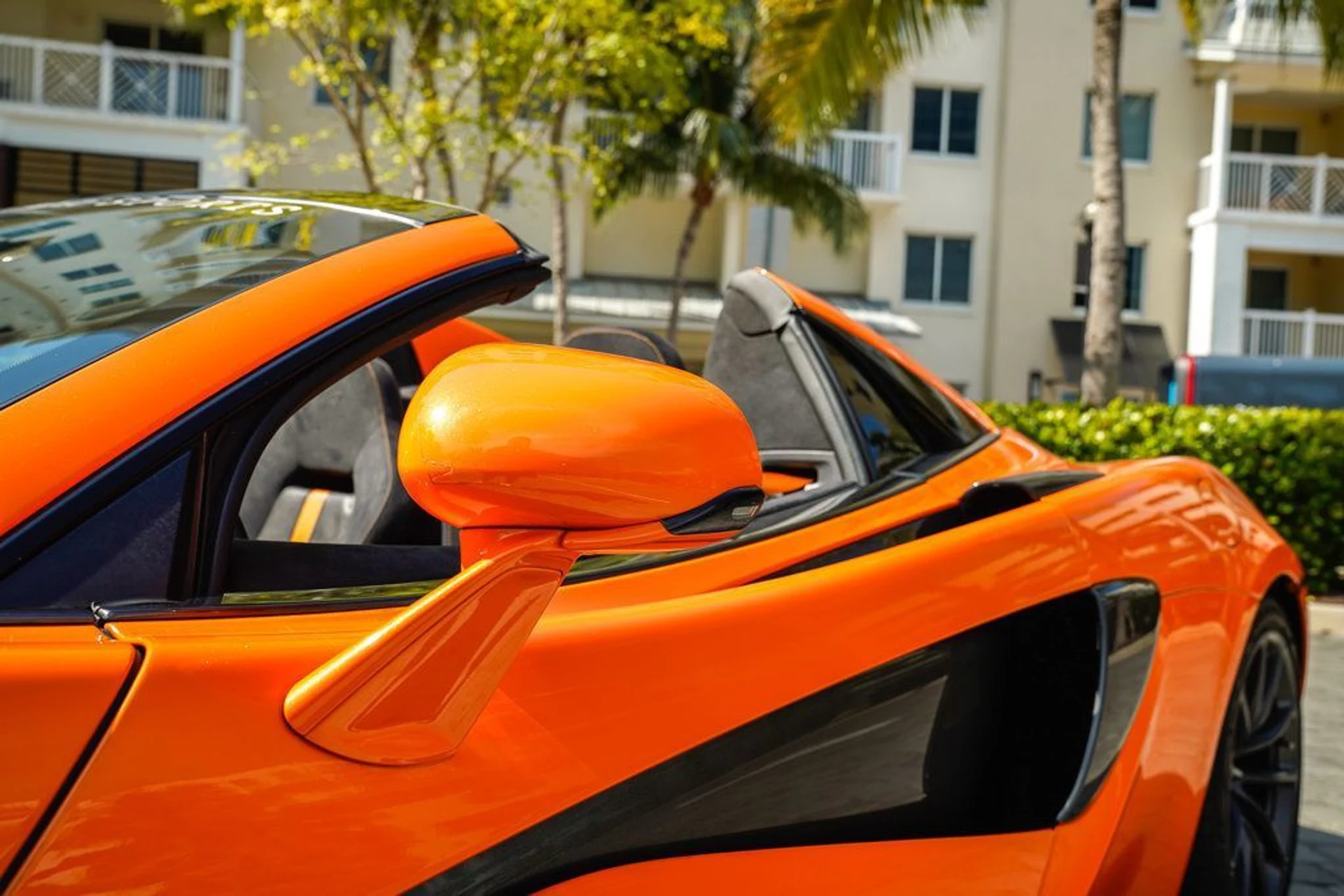 mph039_197068102_used_2018_mclaren_570s_spider_14354_22891400_40_1024_d73c7c3e3c