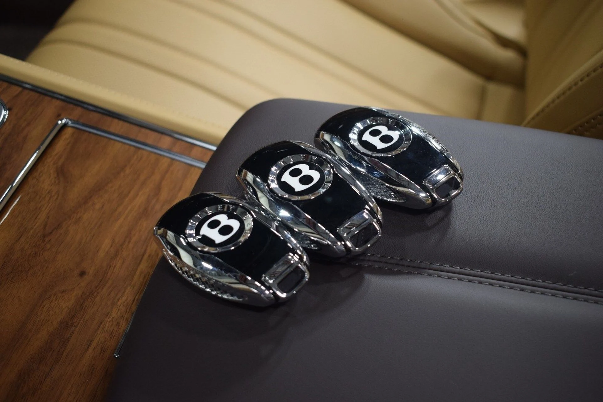 mph039_1972081043_a23bc00d59eec1b83c4a6b86556e2b6bx_e013ffaad8