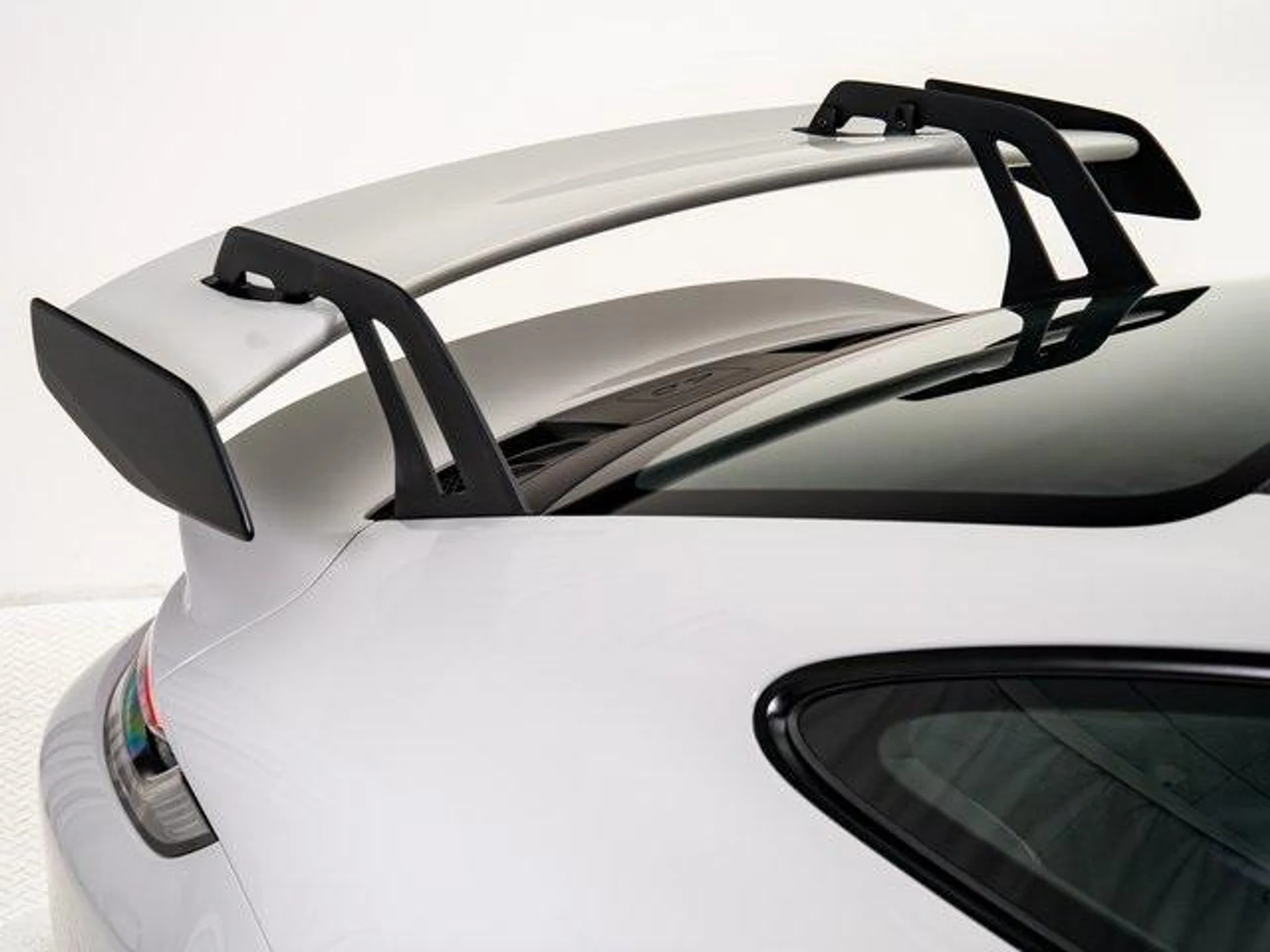 mph039_1980834311_G72v1_A1ybw_8_Hn_A_Lo_KP_0_Fr4bx_g_2529d1e6af