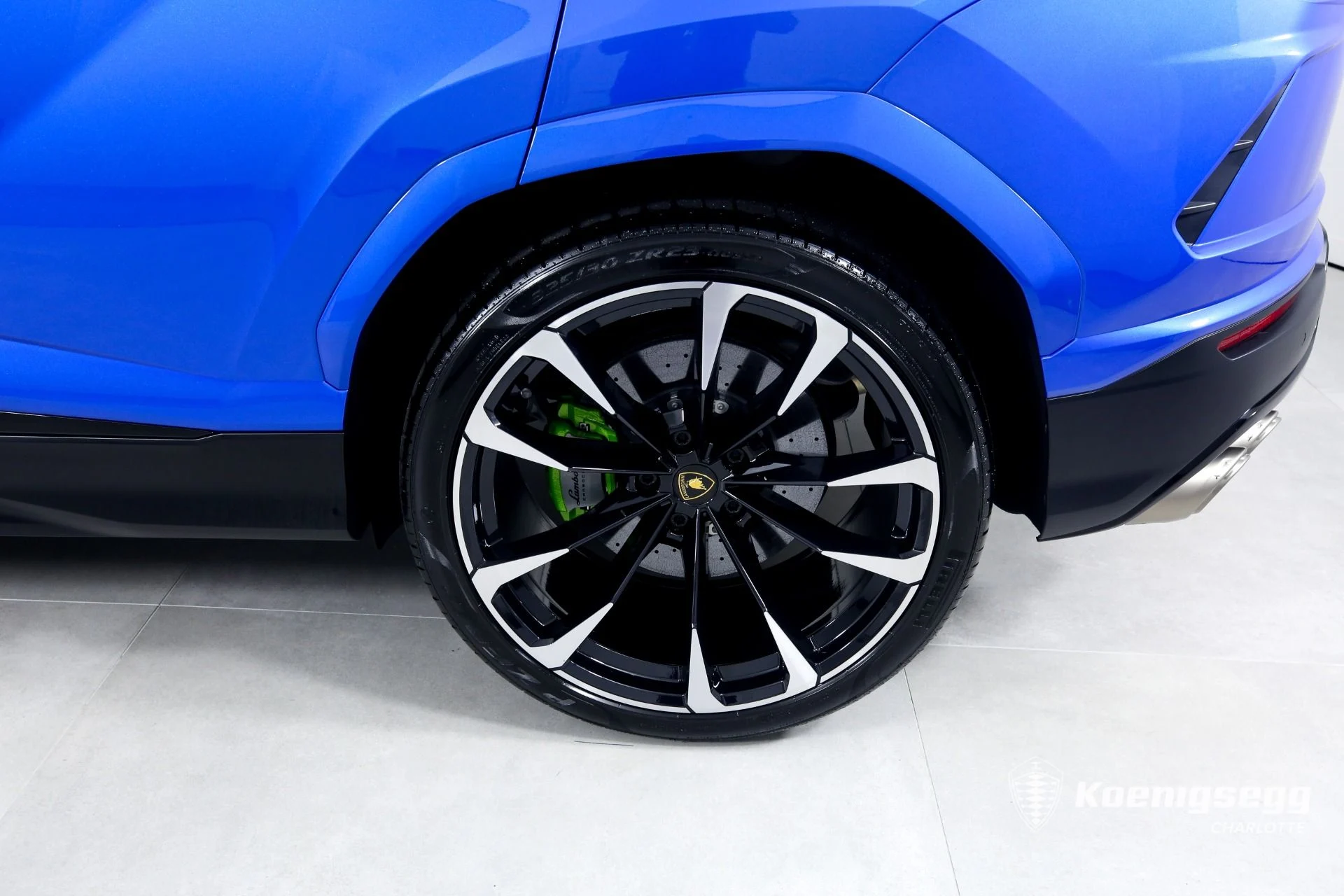 mph039_198252595_Used_2022_Lamborghini_Urus_1696532519_eb0daa5c8b