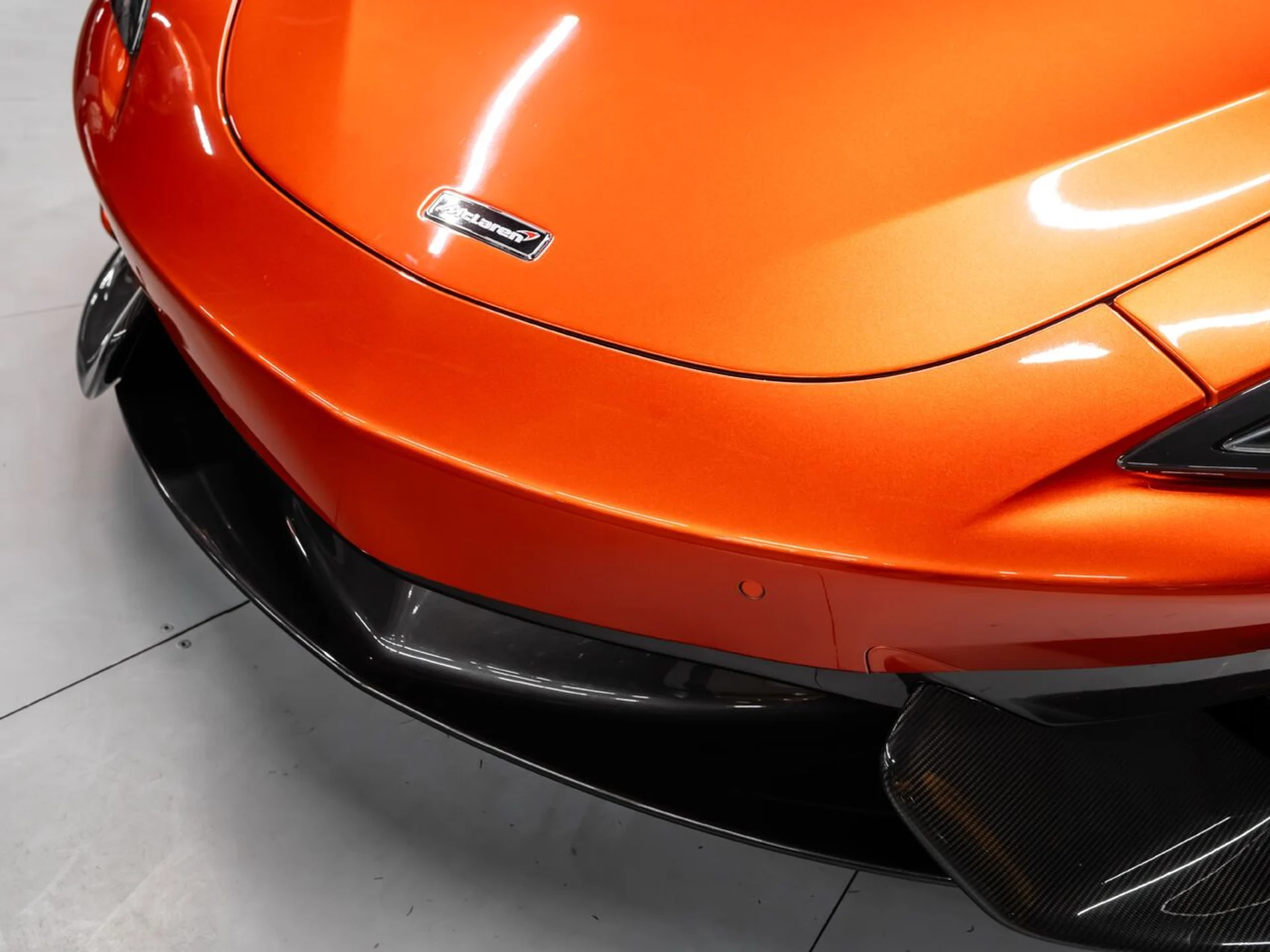 mph039_1988426047_mclaren_570s_2017_f6db0bc423