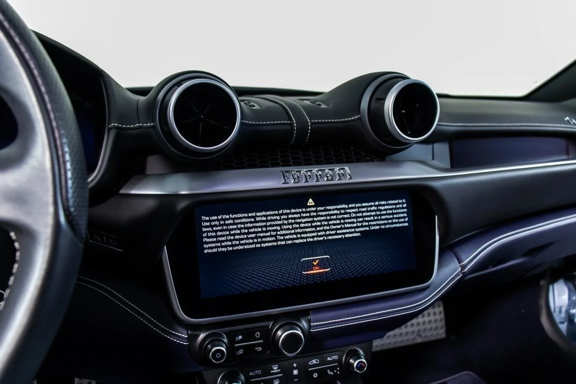 mph039_2003095270_e04a7400321c447bc613a739204d943ax_a256de2e4c