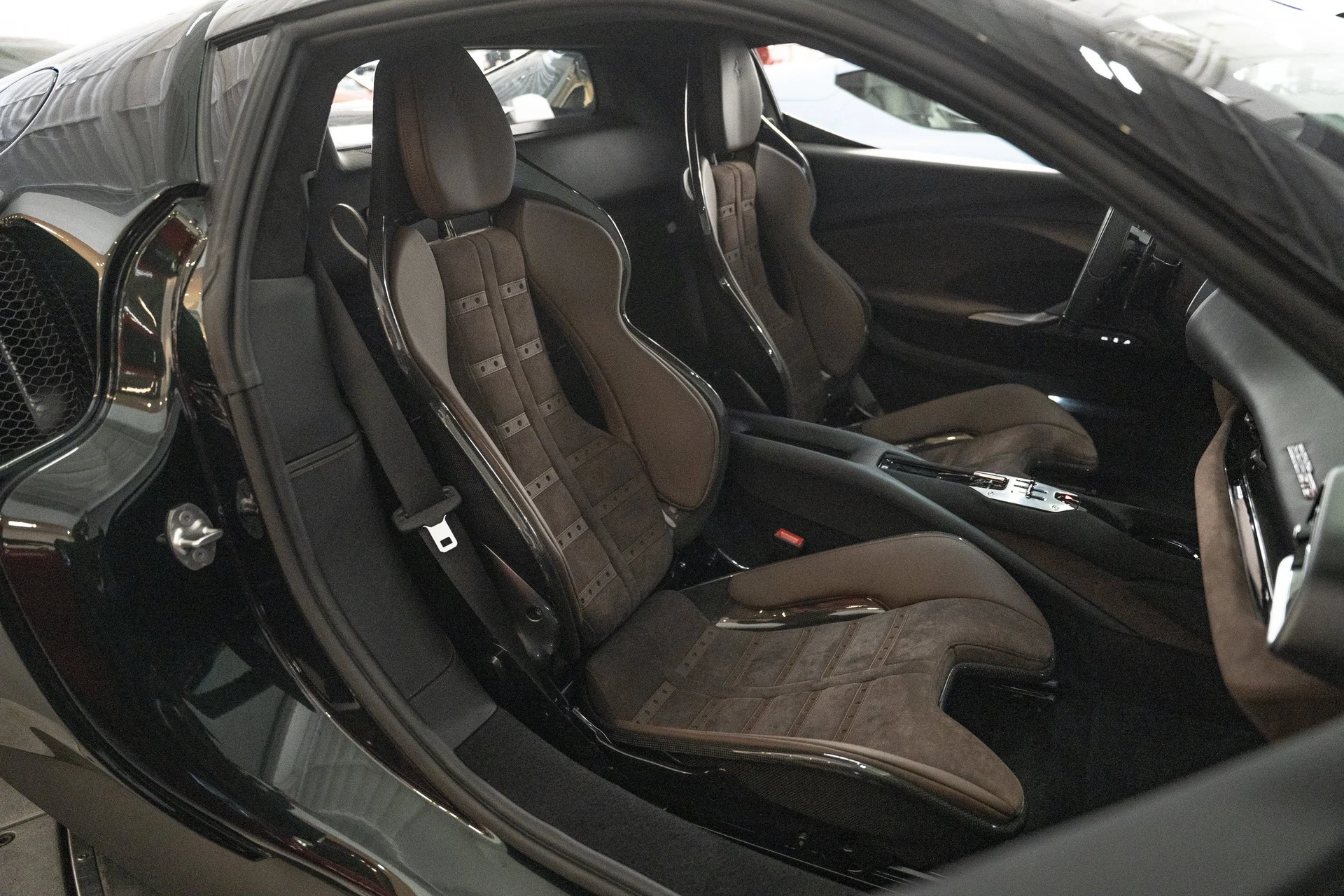 mph039_2010068665_ea4718b1d4924c45984fc86c84f7765a_78c266c947