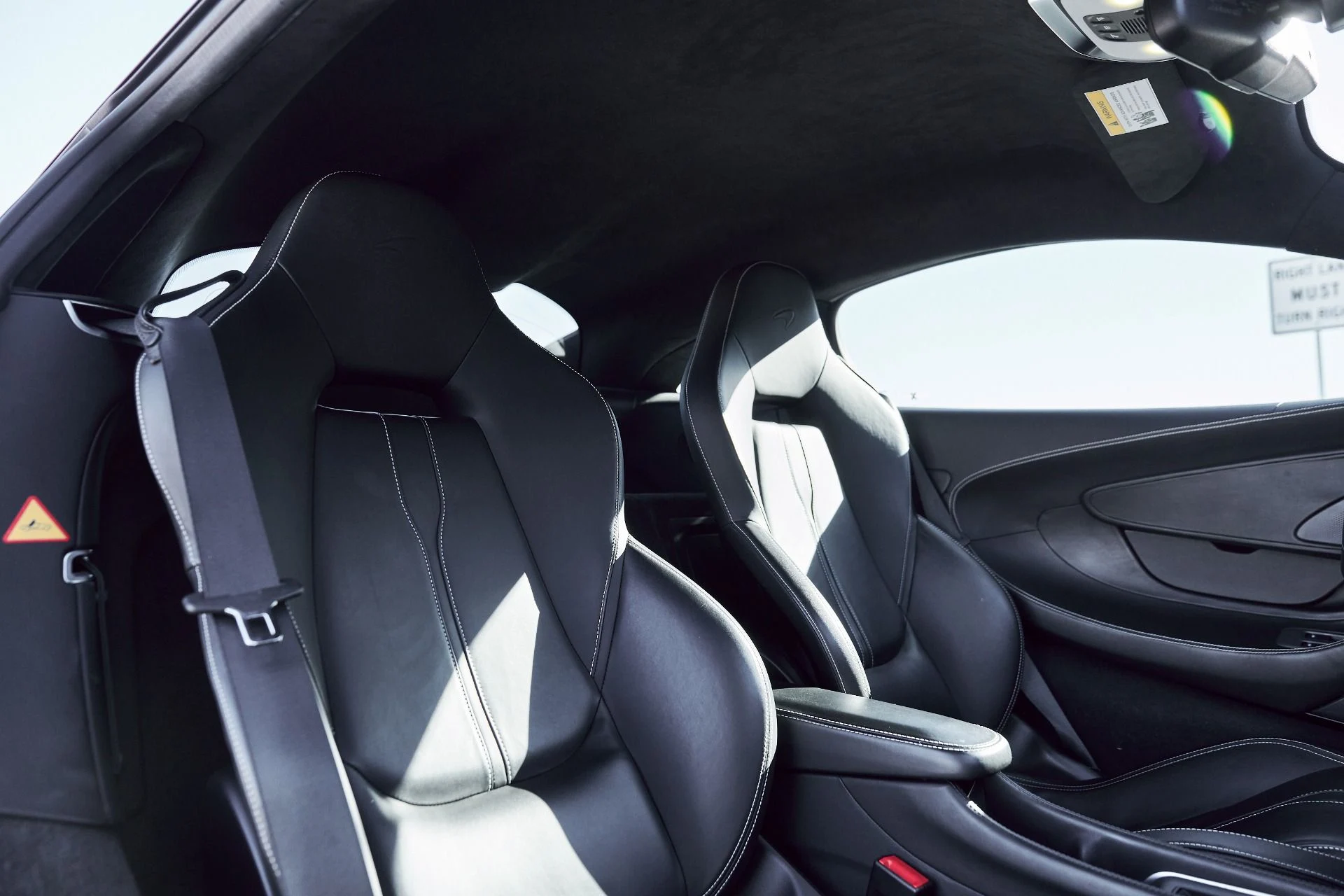 mph039_2014712704_Used_2020_Mc_Laren_570_S_Base_1773768838_c1d317134e