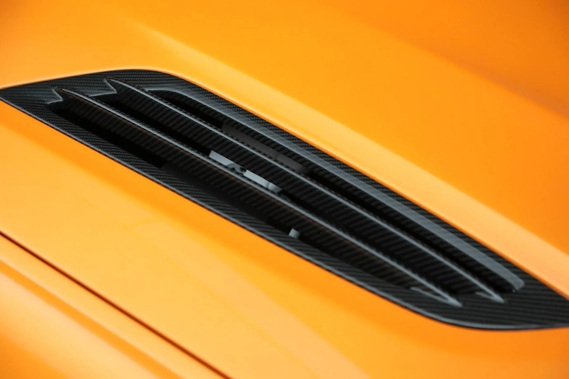mph039_2017692406_Used_2018_Aston_Martin_Vanquish_Zagato_Speedster_62e748023f