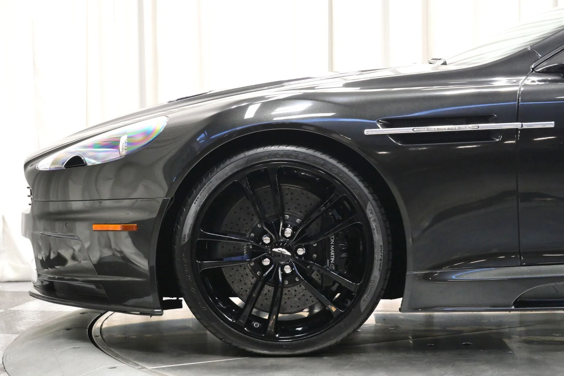 mph039_2025000286_Used_2012_Aston_Martin_DBS_Carbon_Edition_1761154594_4d45978eb9