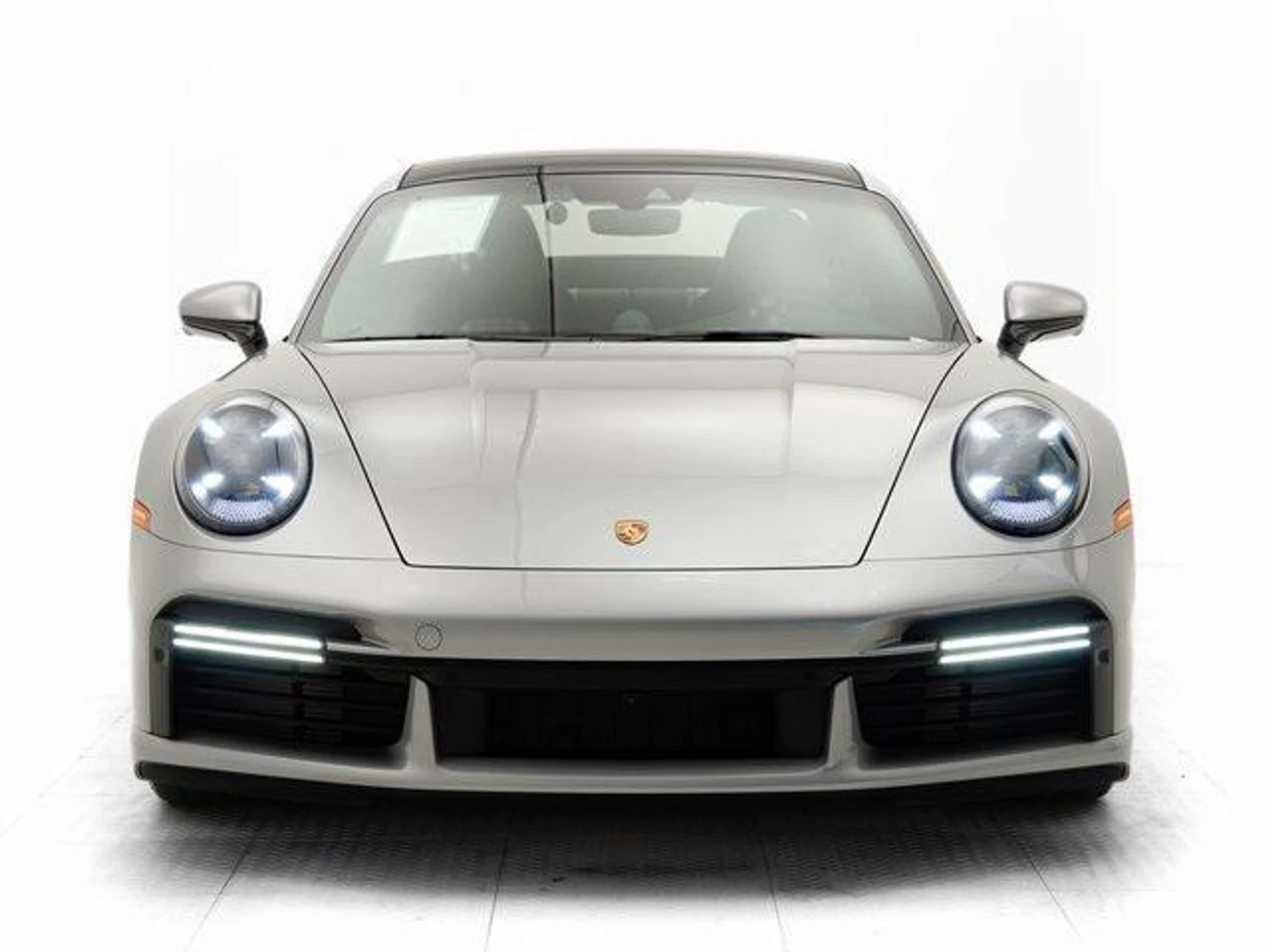 mph039_2030828810_yz_LR_Sf_Y_Qr_Vp9_Vwl_B7_Pyn_Um_TQ_325312a563