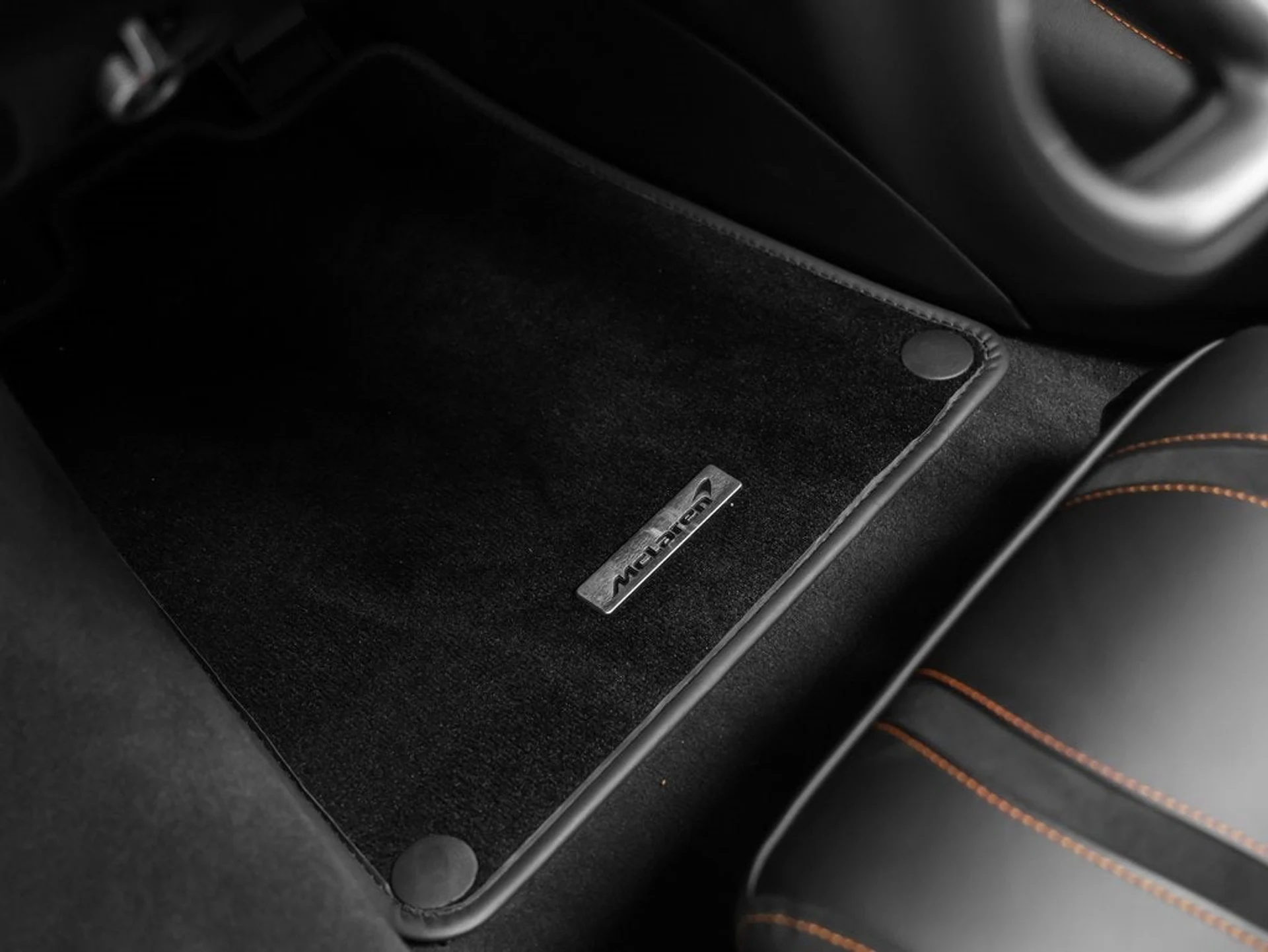 mph039_2031545384_40_6b651d5bc6