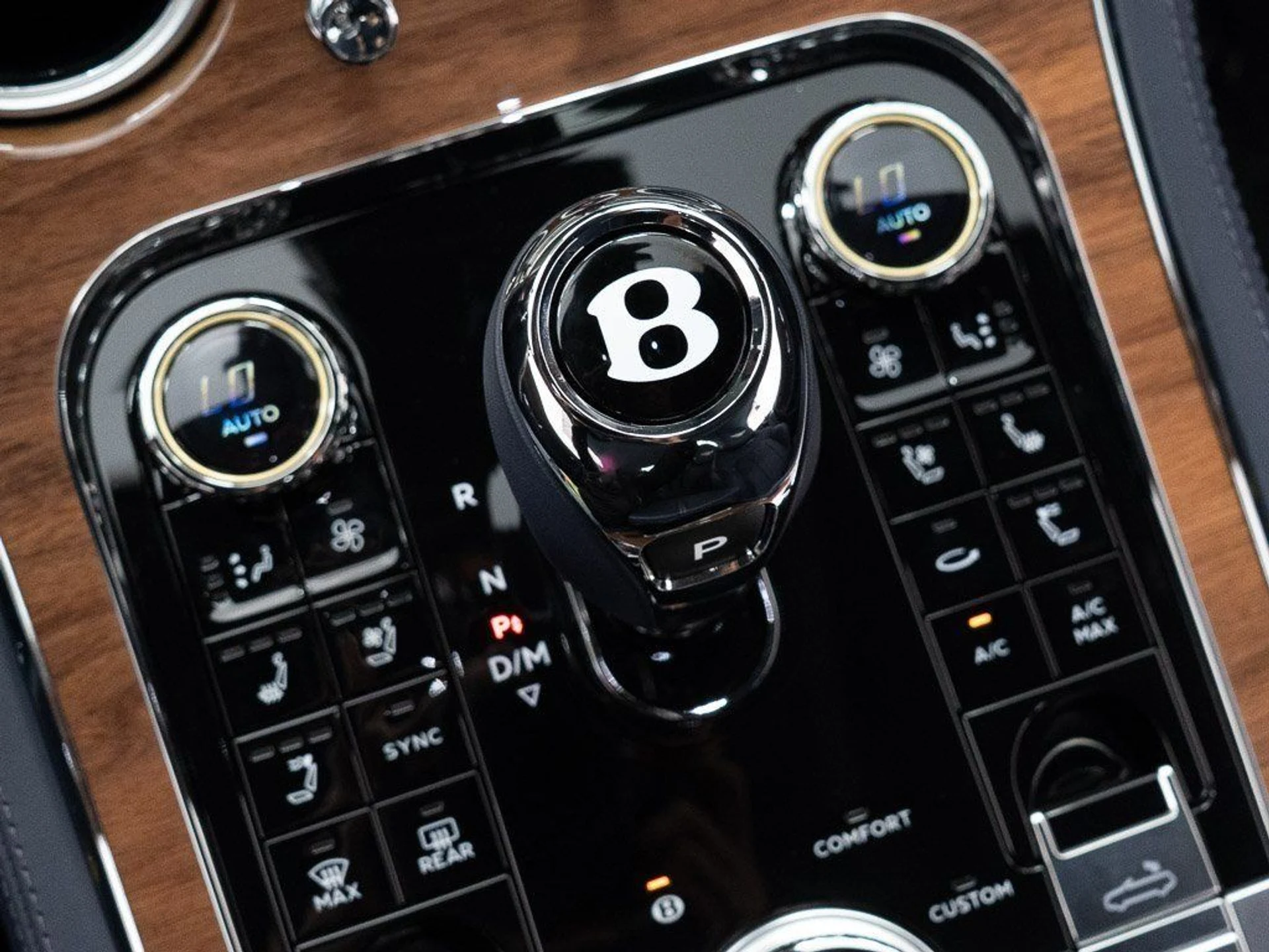 mph039_203322426_51dd9add30a9306fc3eb2dc4a07b99f5_820079b288