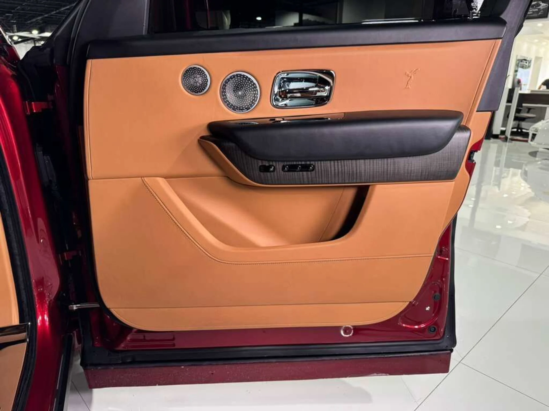 mph039_2036293845_2d0eb551d68971cd678cbe3aa6a4aea6_29394740a3