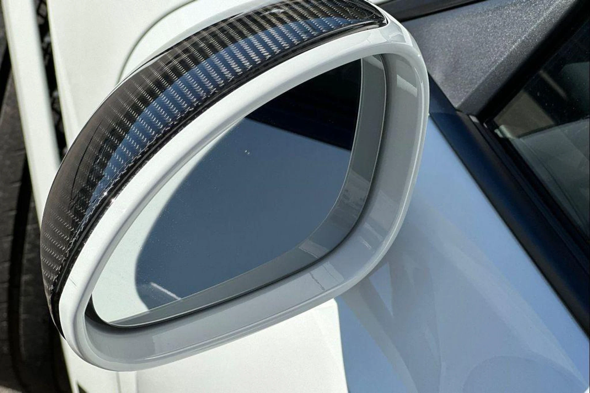 mph039_2037498504_y_LMI_7_B_YAP_55t9wj_J3_R7_Elv_U_Qx_A_07ef145db1