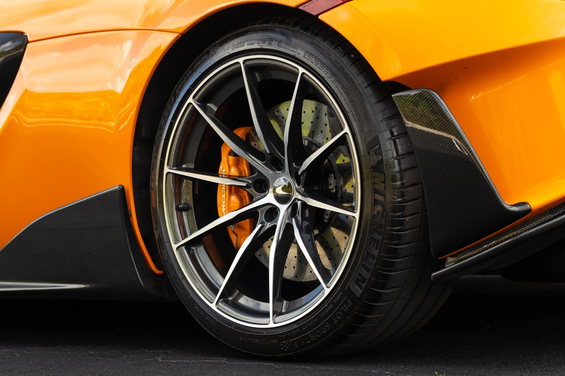 mph039_2050050987_Used_2019_Mc_Laren_600_LT_1772565538_51ecf7104b