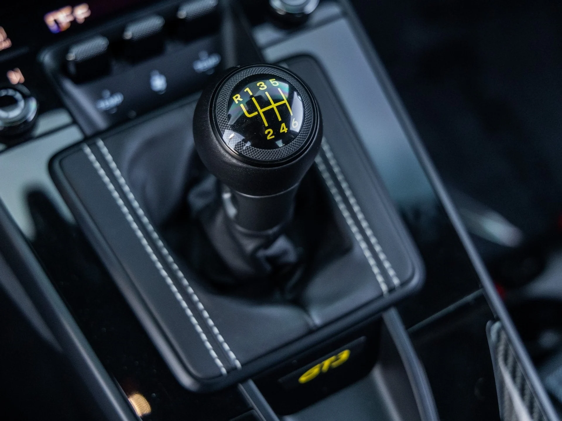 mph039_2061353327_40_c304179723